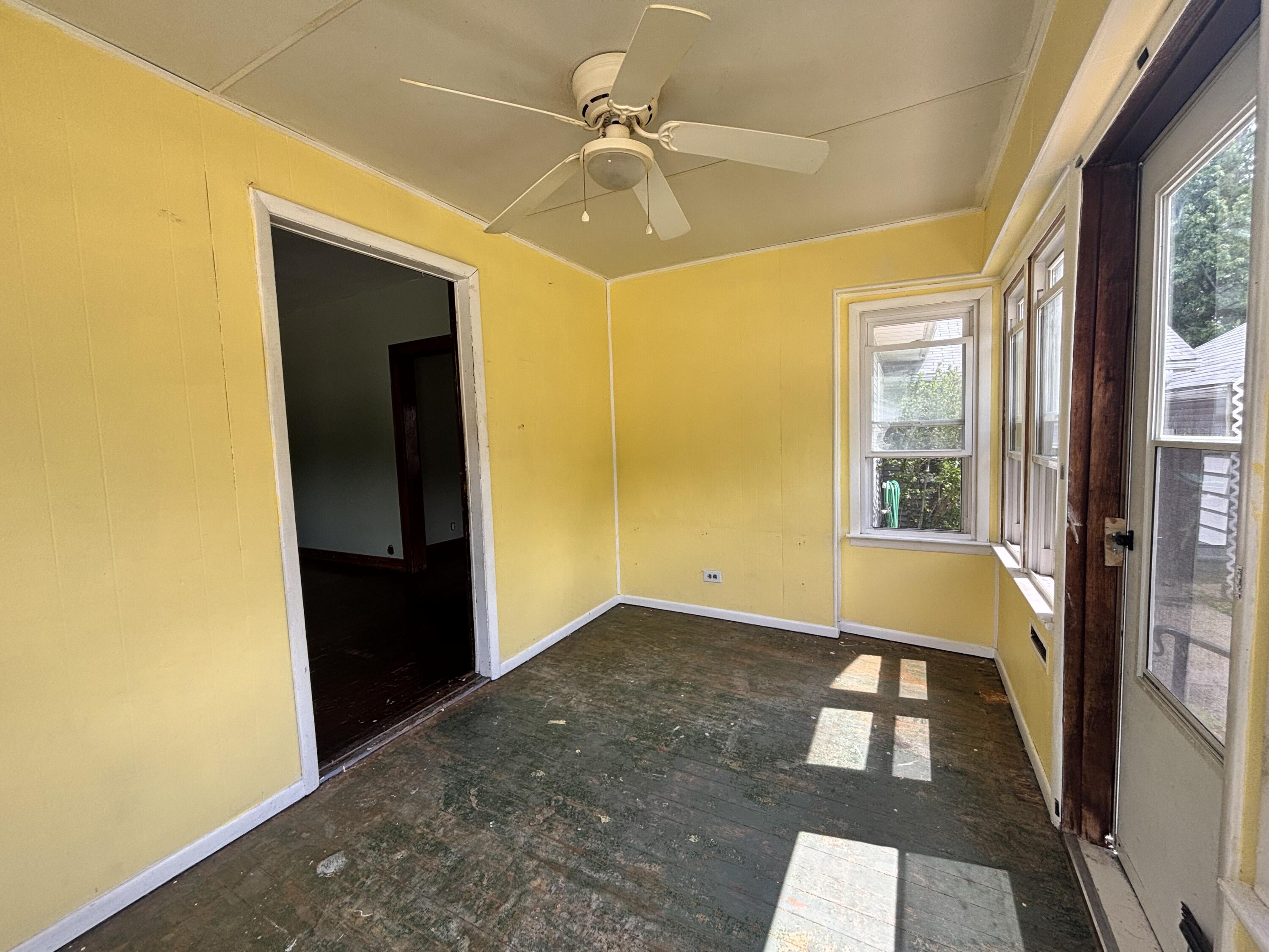 309 N Center Street