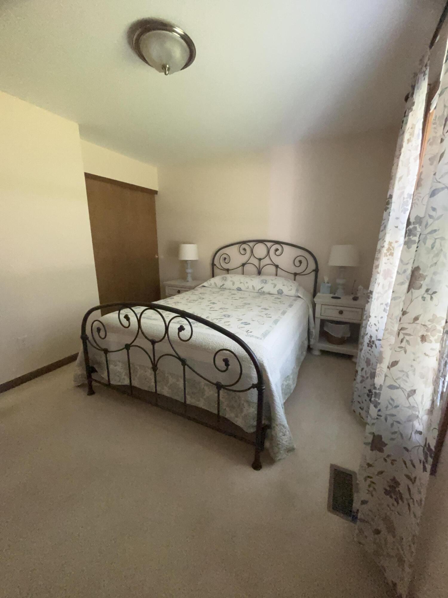17 White Tail Circle