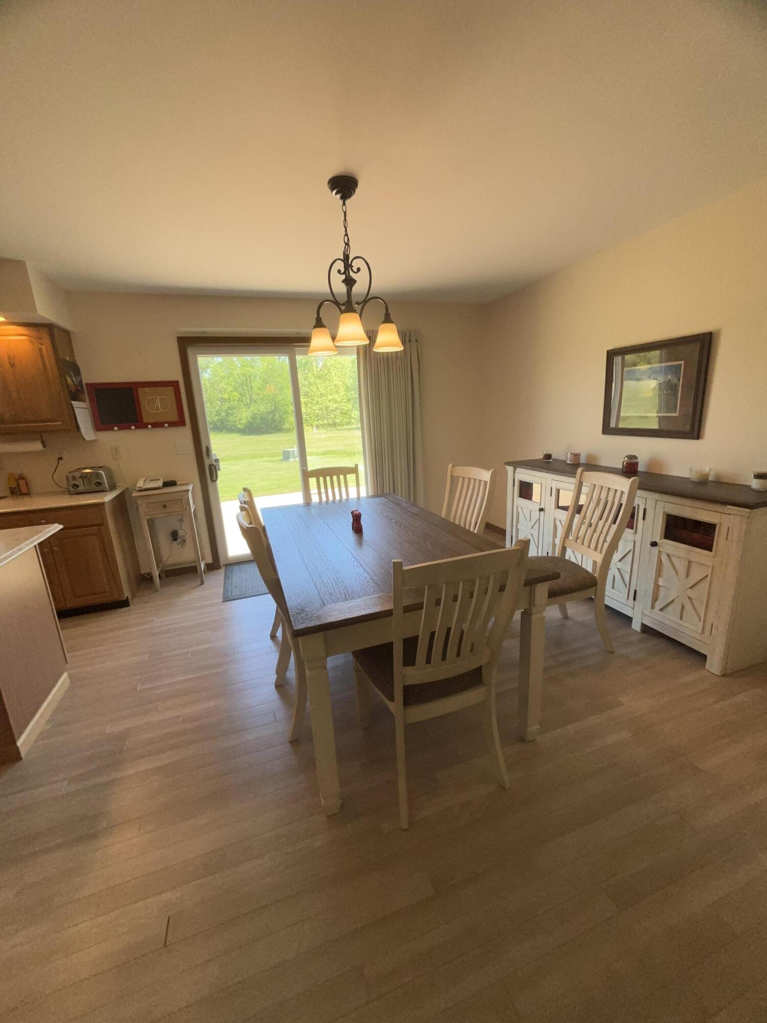 17 White Tail Circle