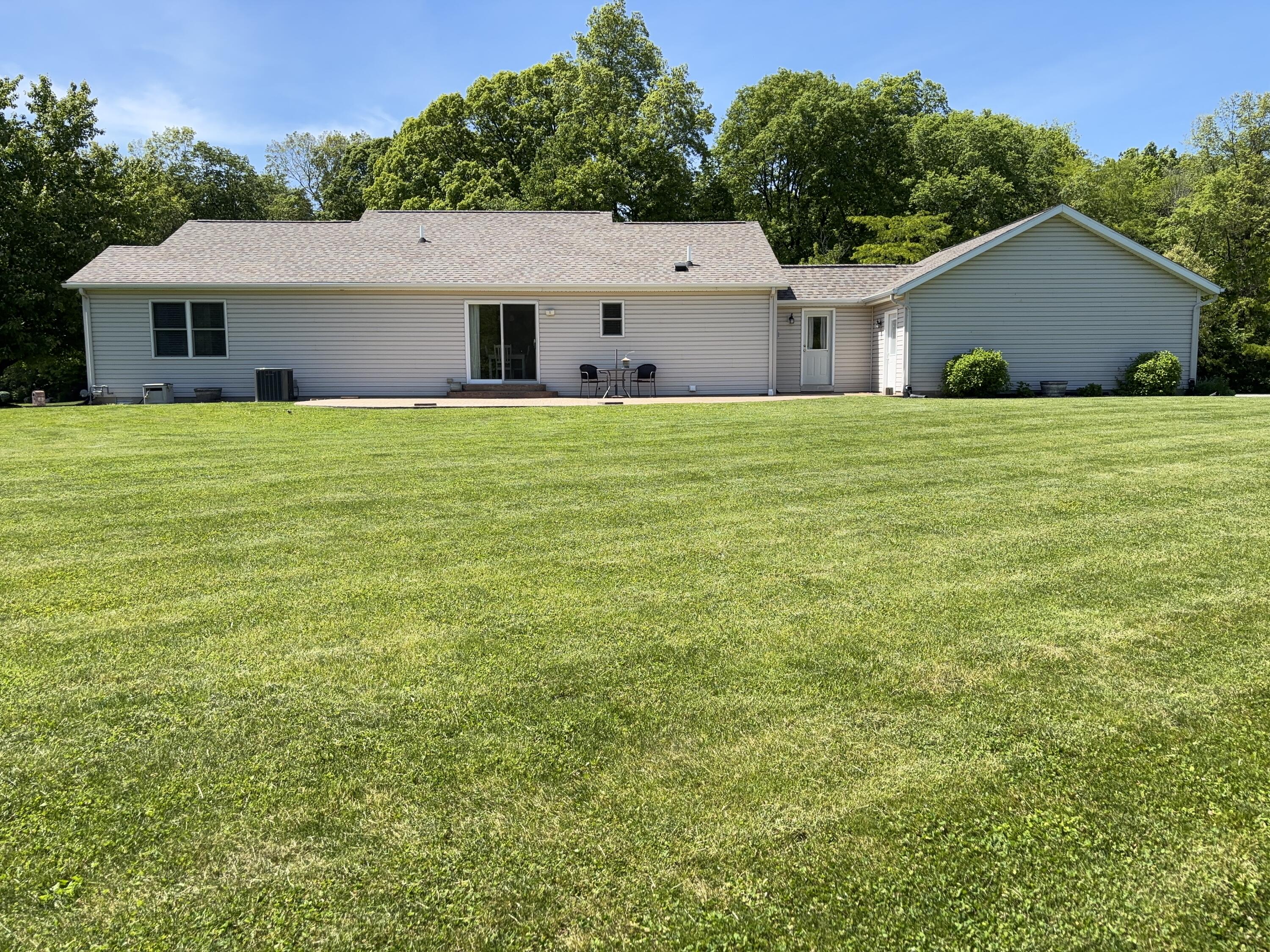 17 White Tail Circle