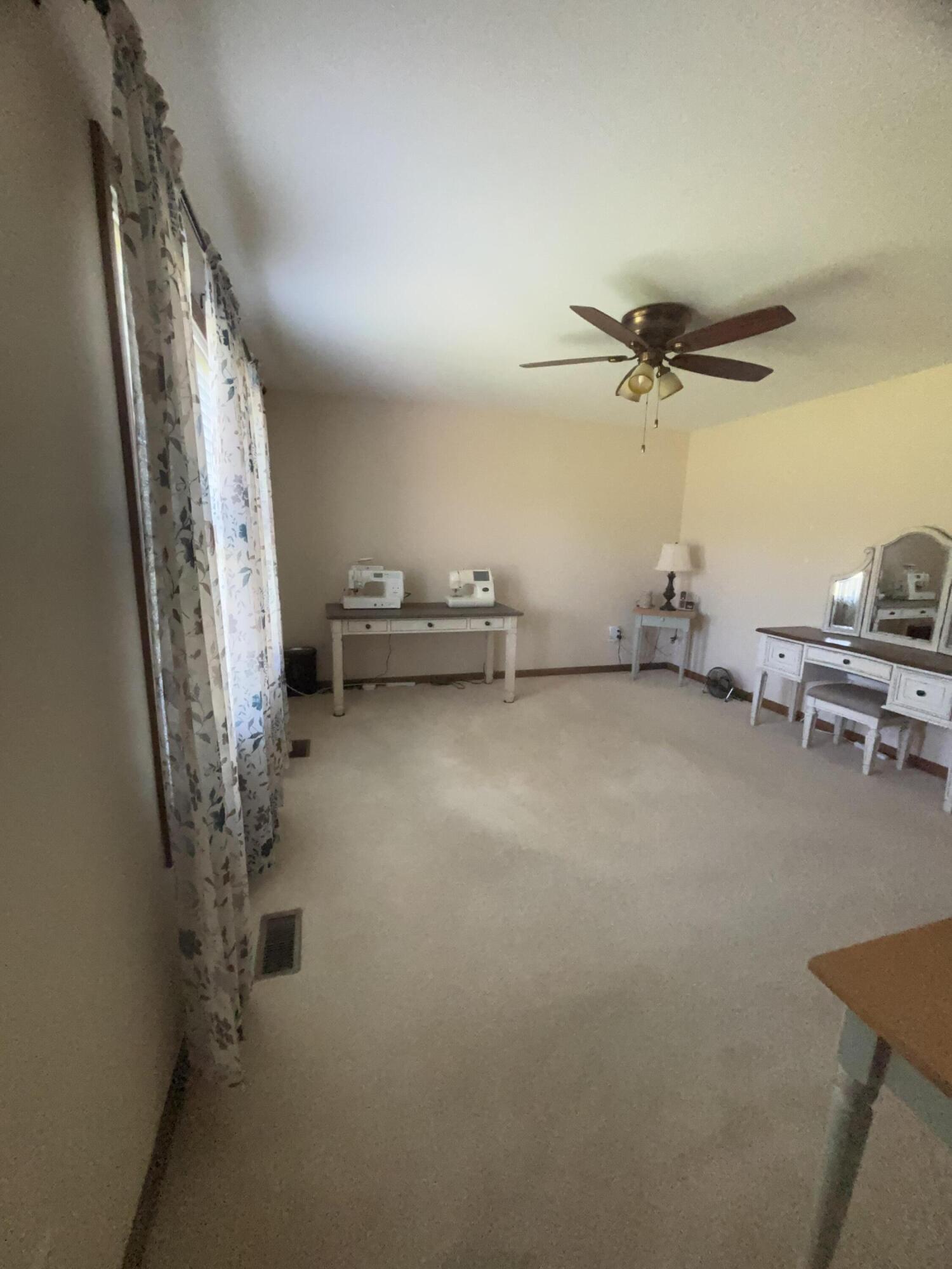 17 White Tail Circle