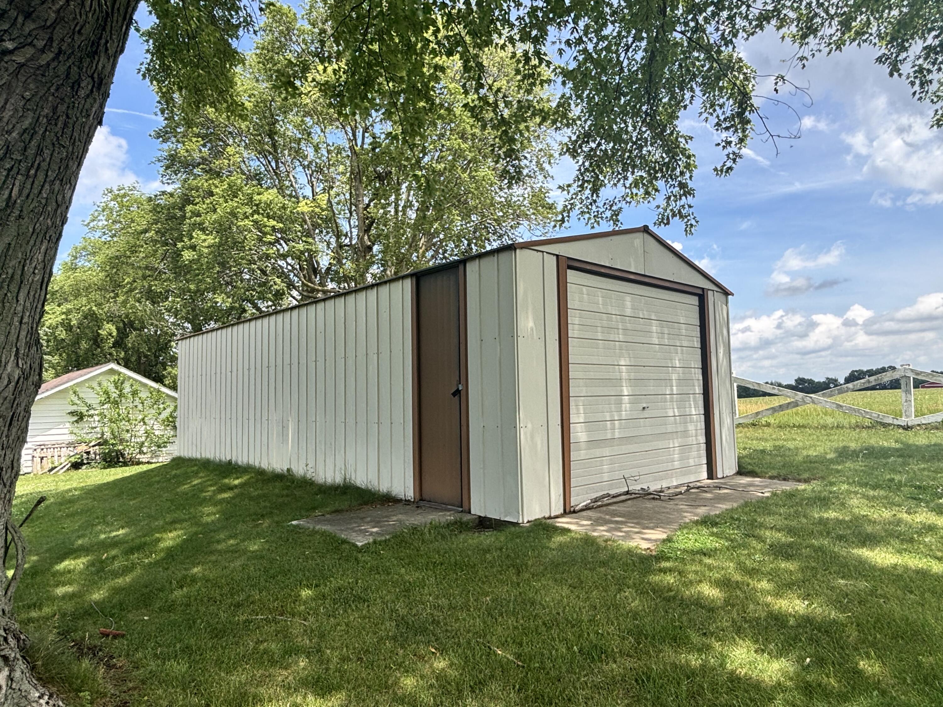 570 E Amsler Road