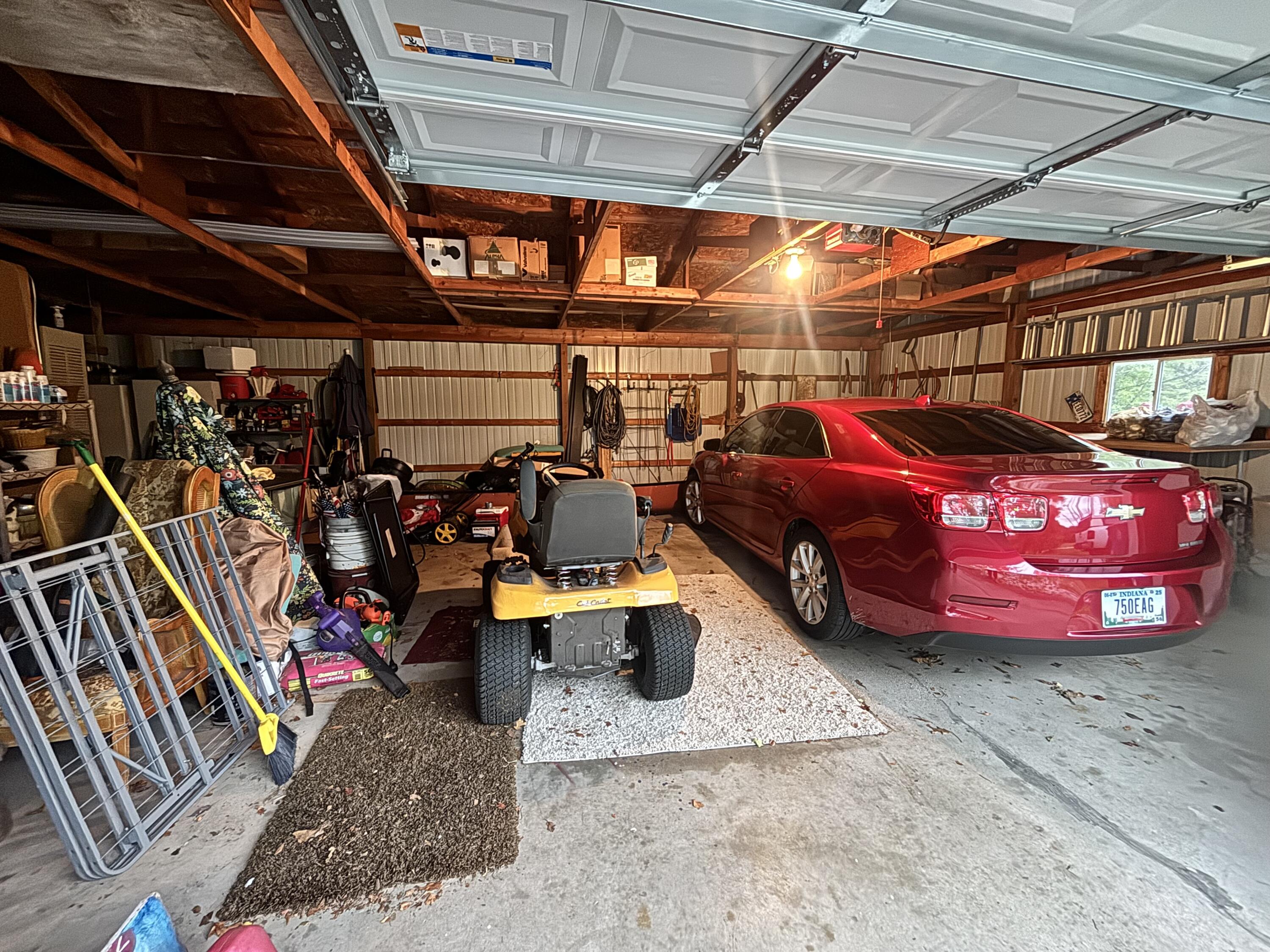 922 W 250 N