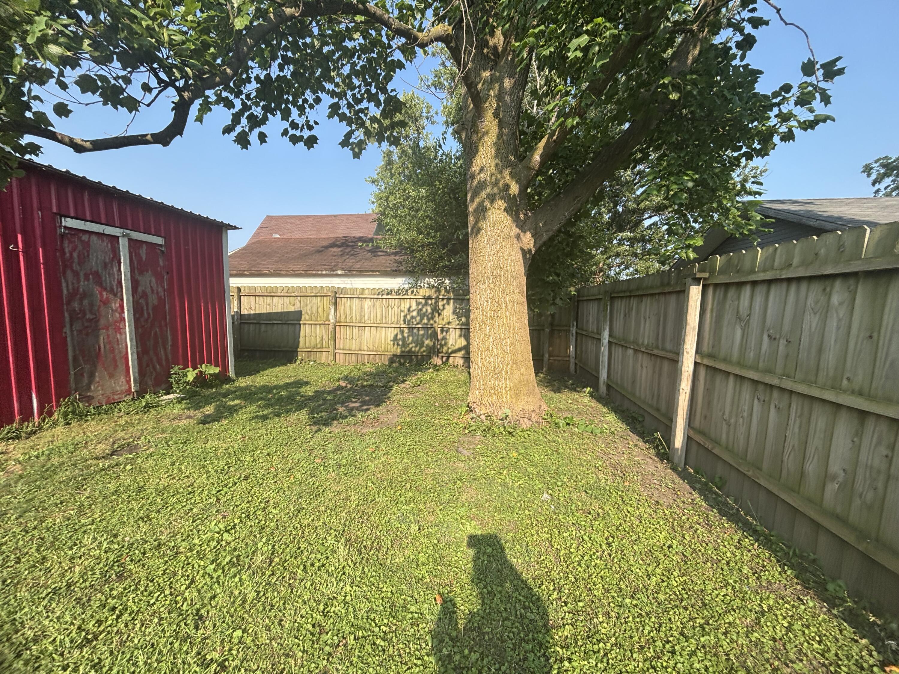 109 E Prairie Street