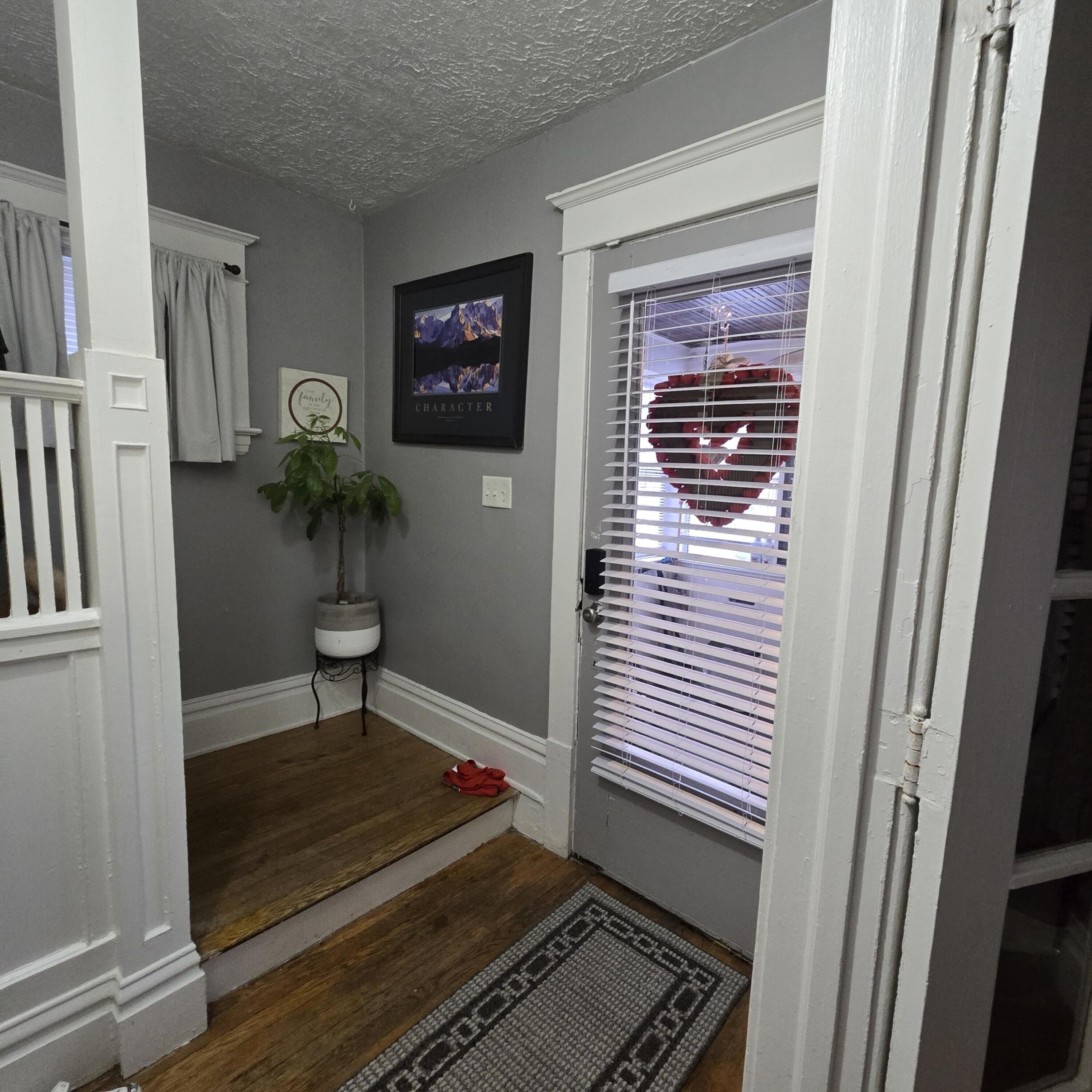 1131 Thomas Street SE