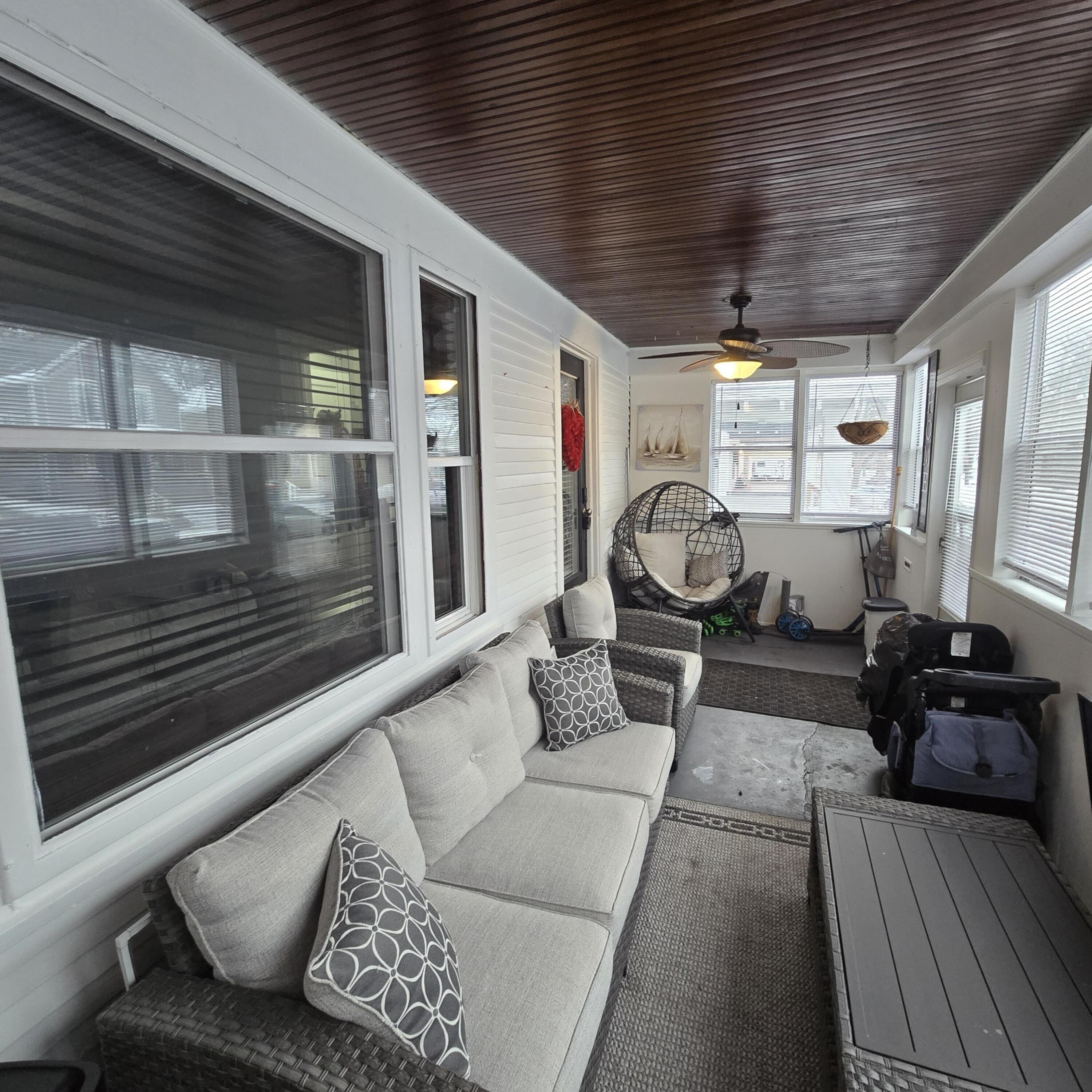 1131 Thomas Street SE