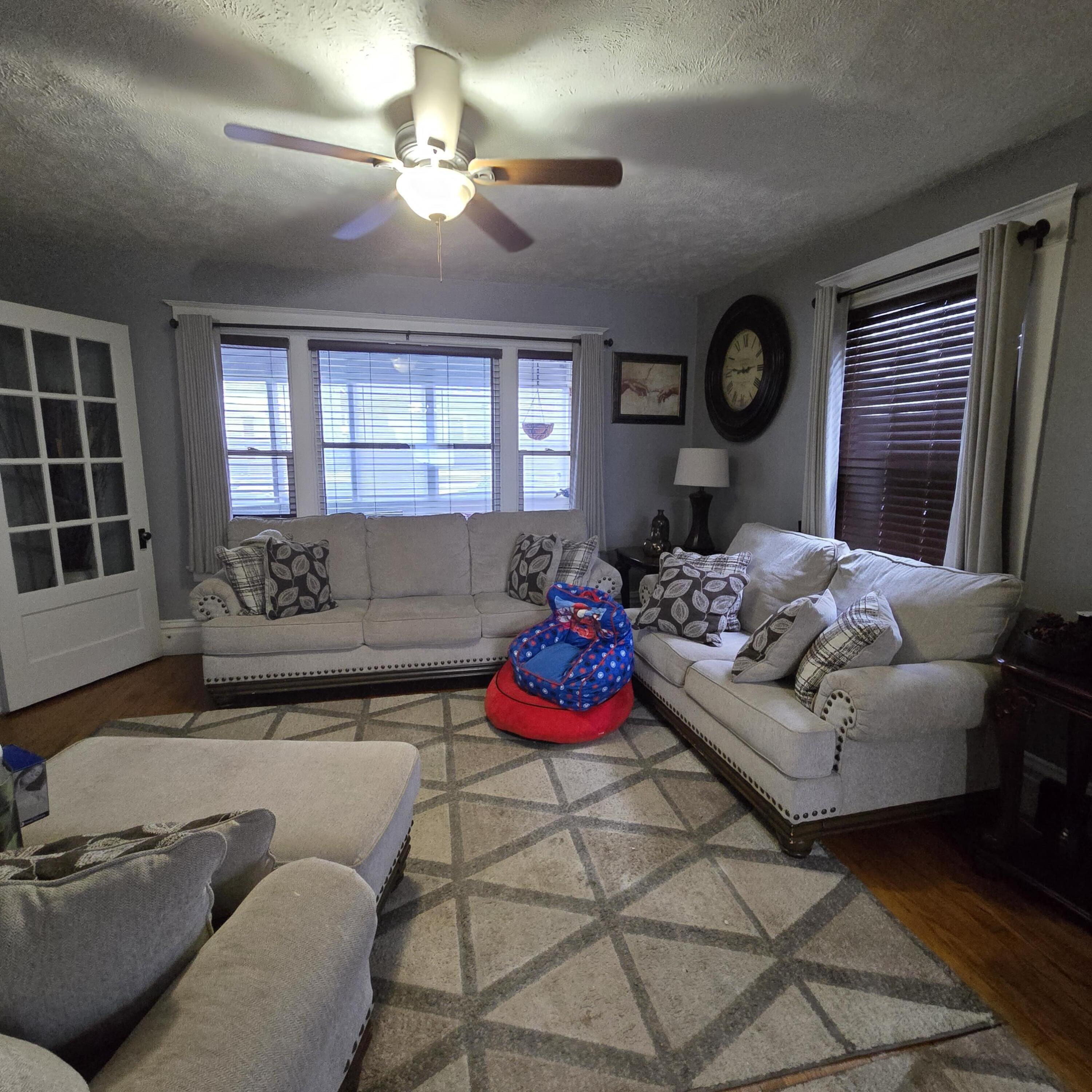 1131 Thomas Street SE