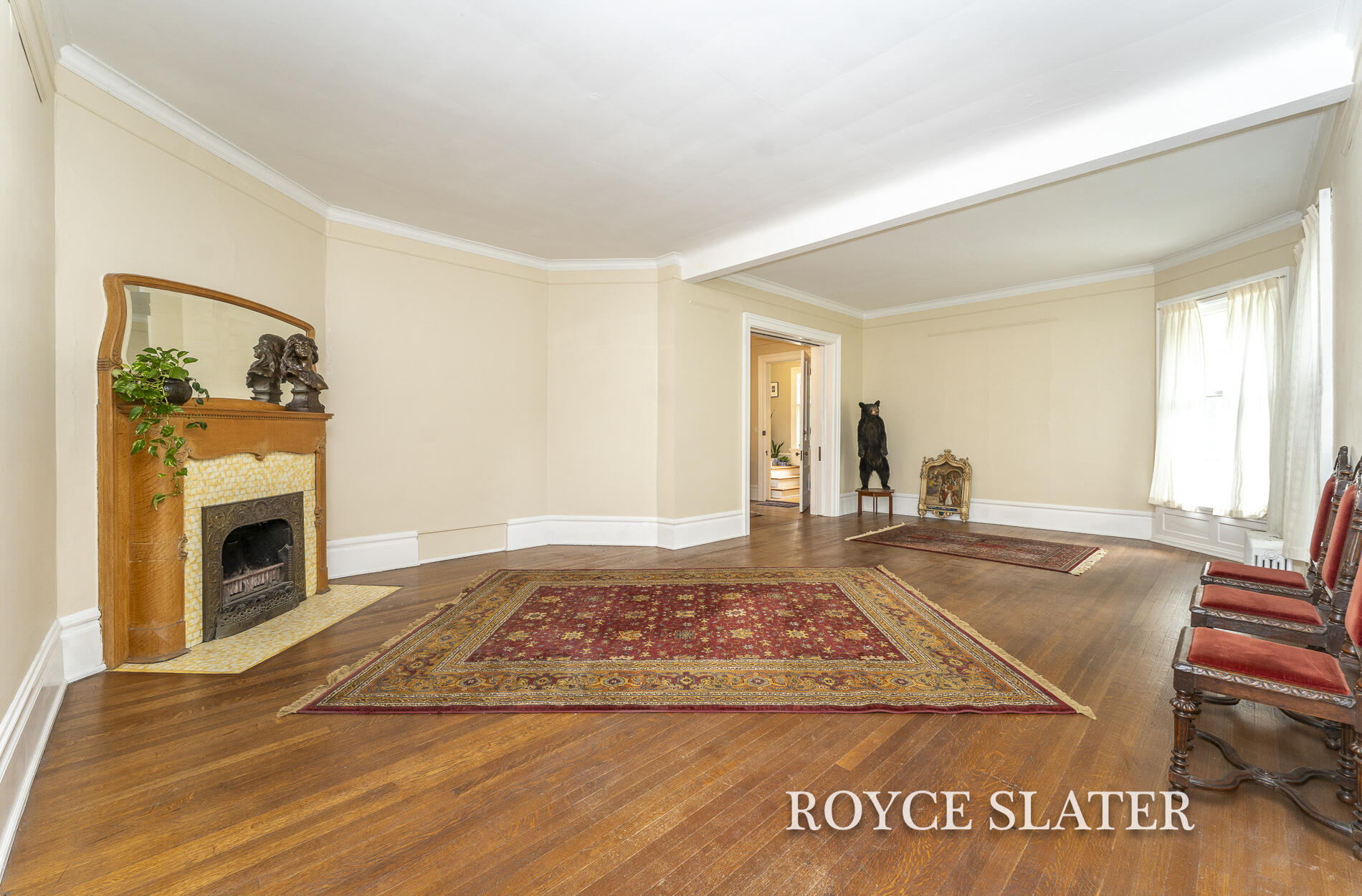525 College Avenue SE