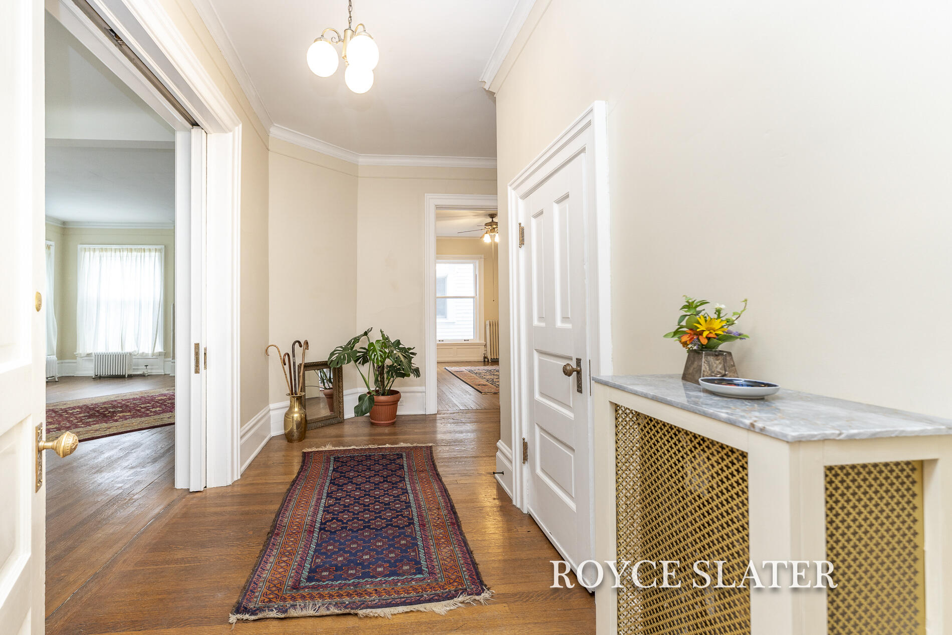 525 College Avenue SE