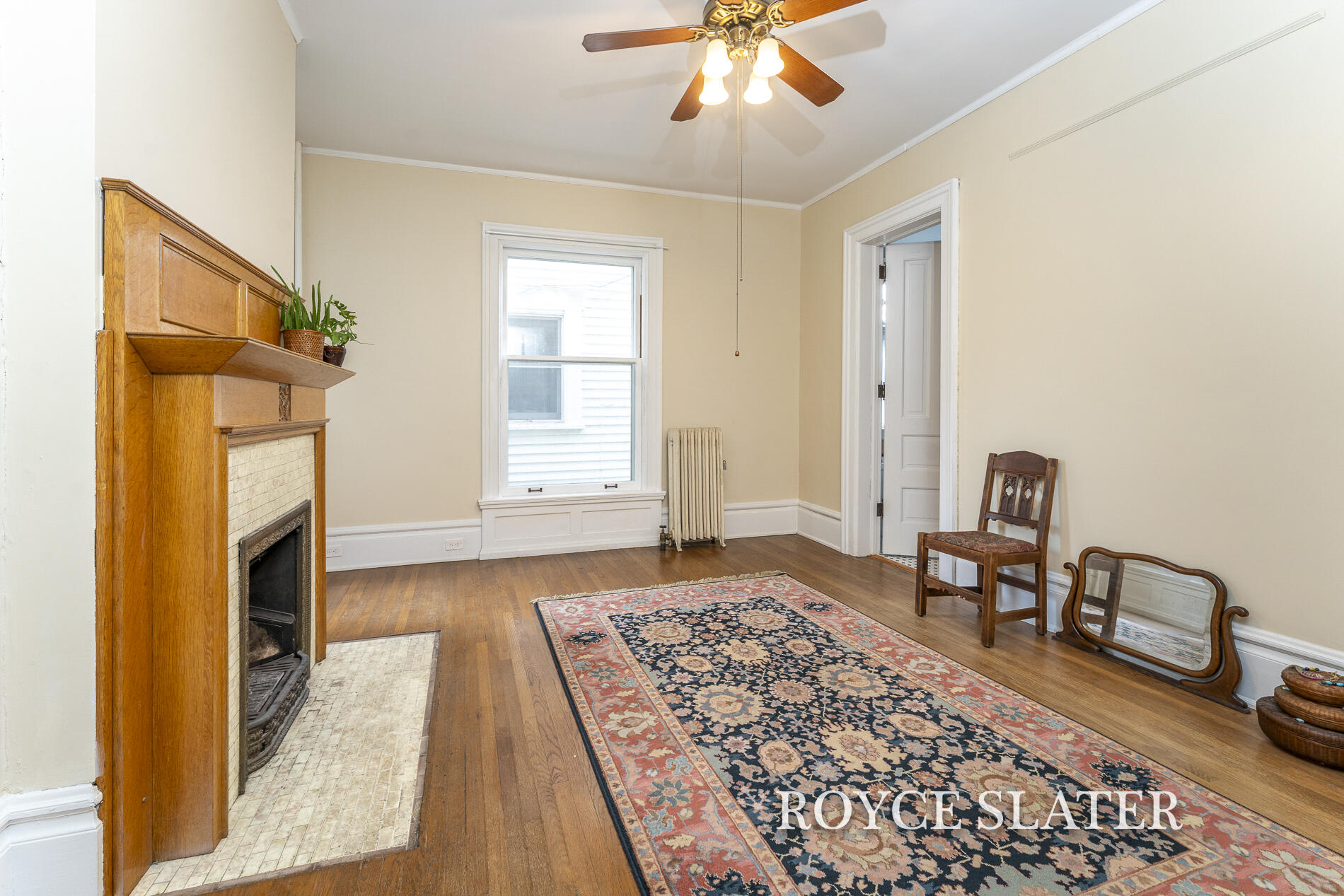 525 College Avenue SE