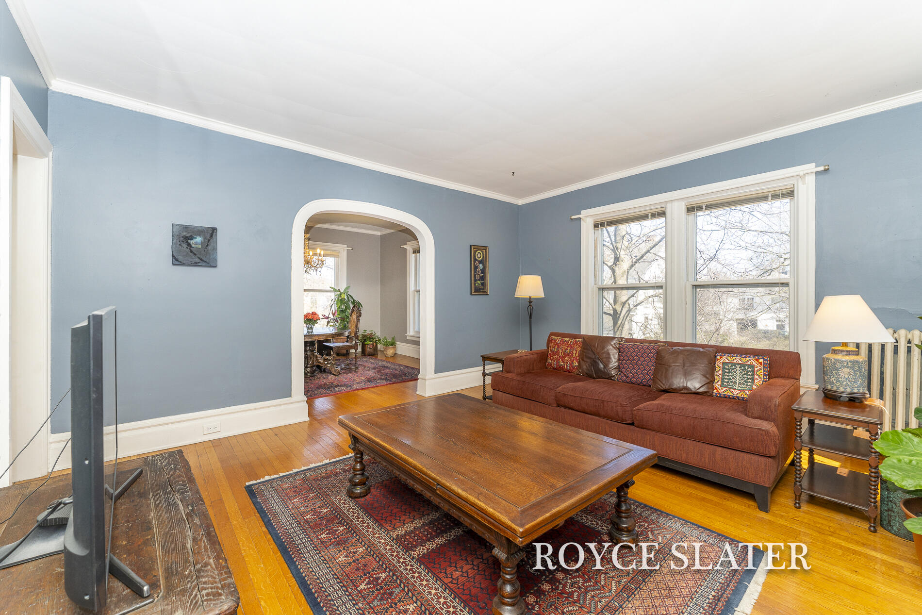 525 College Avenue SE