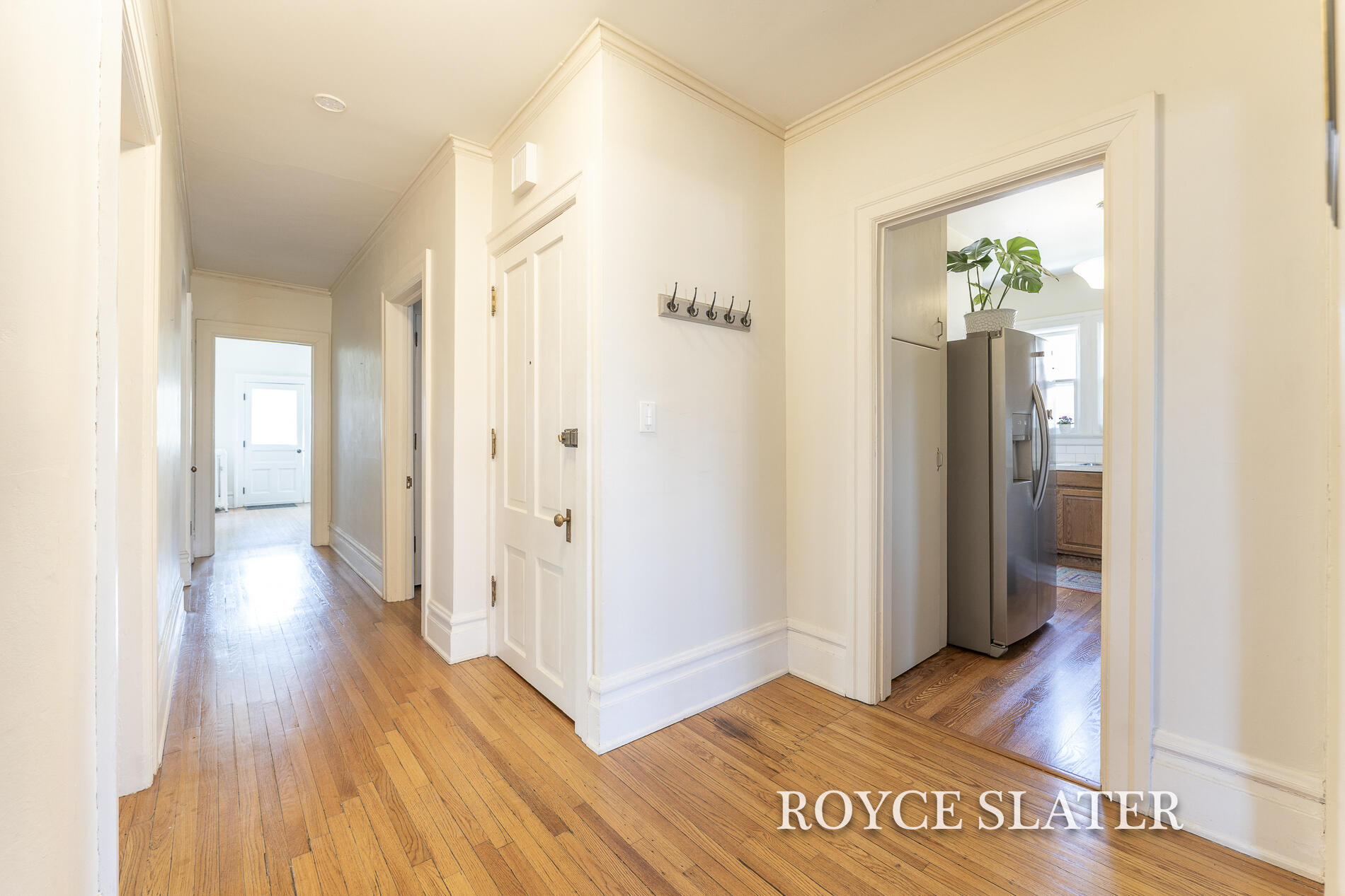 525 College Avenue SE