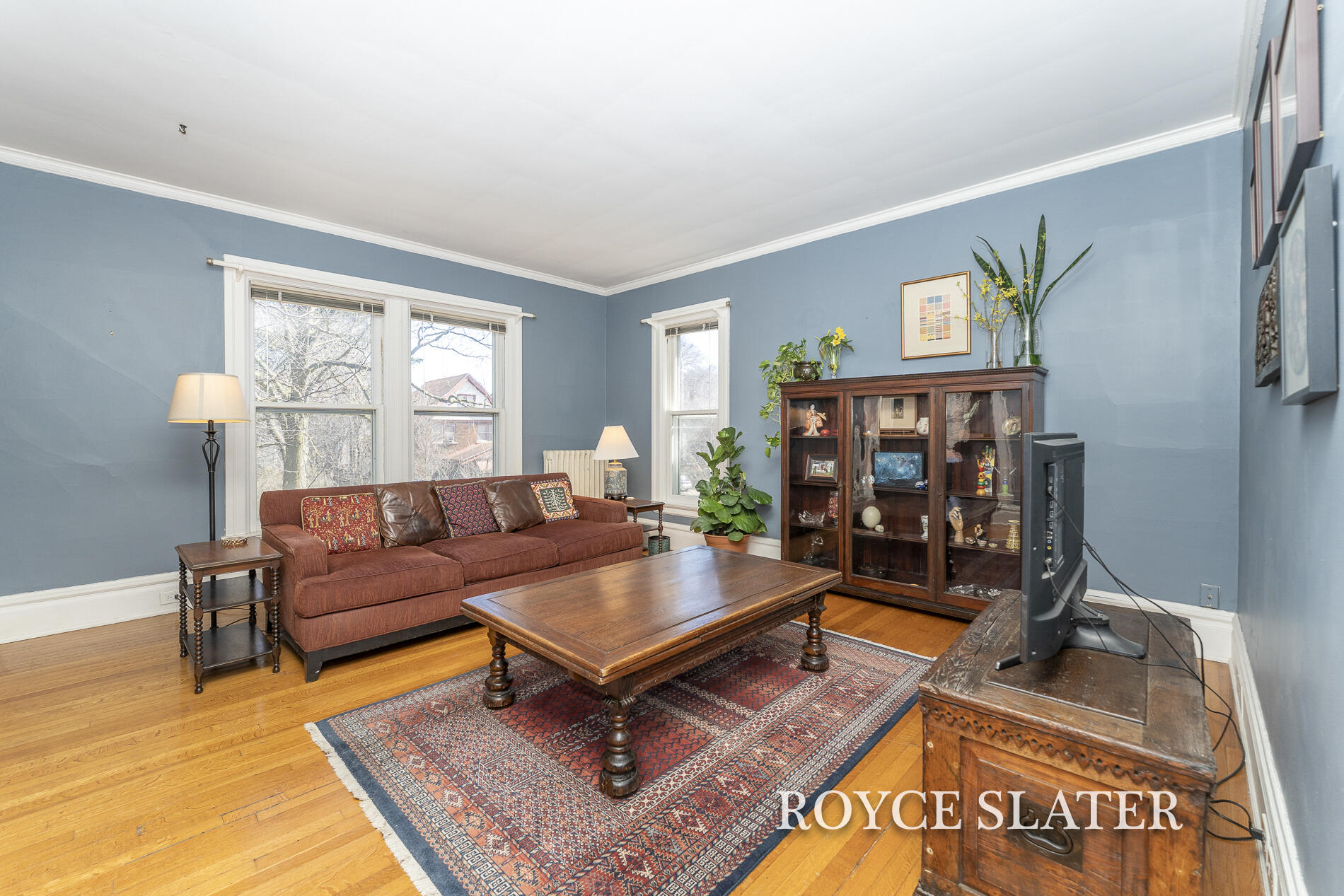 525 College Avenue SE