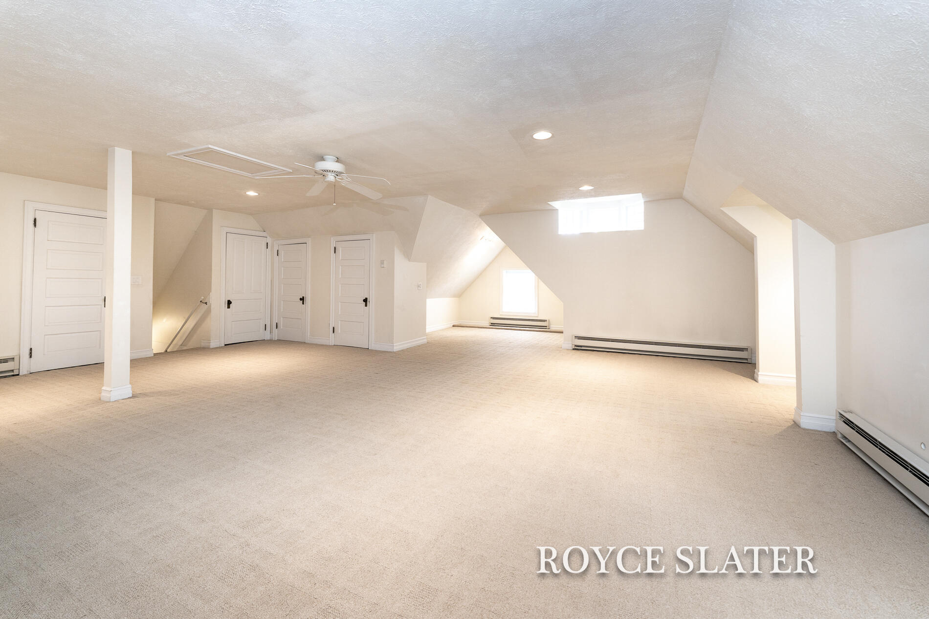 525 College Avenue SE