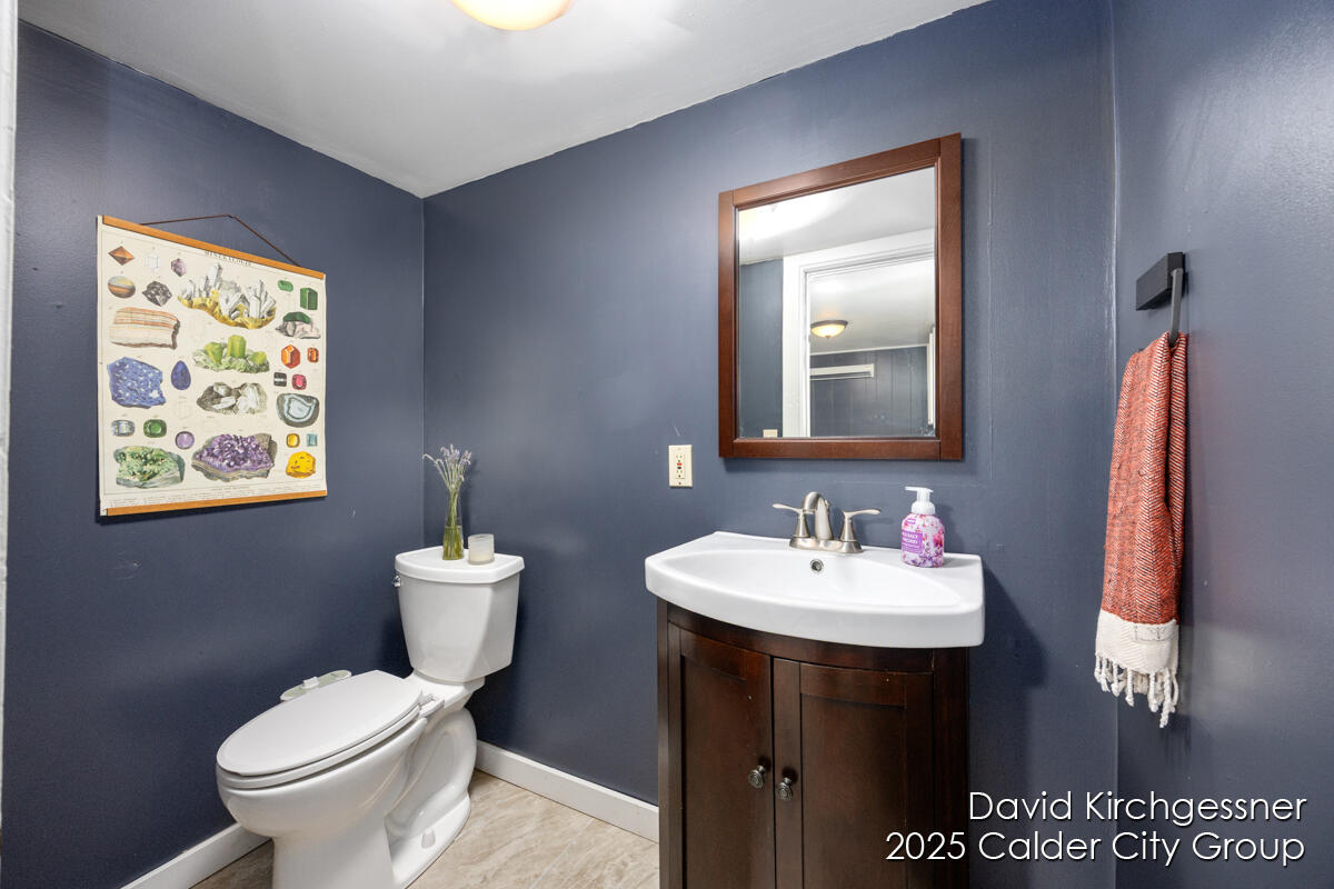 122 Dwight Avenue SE