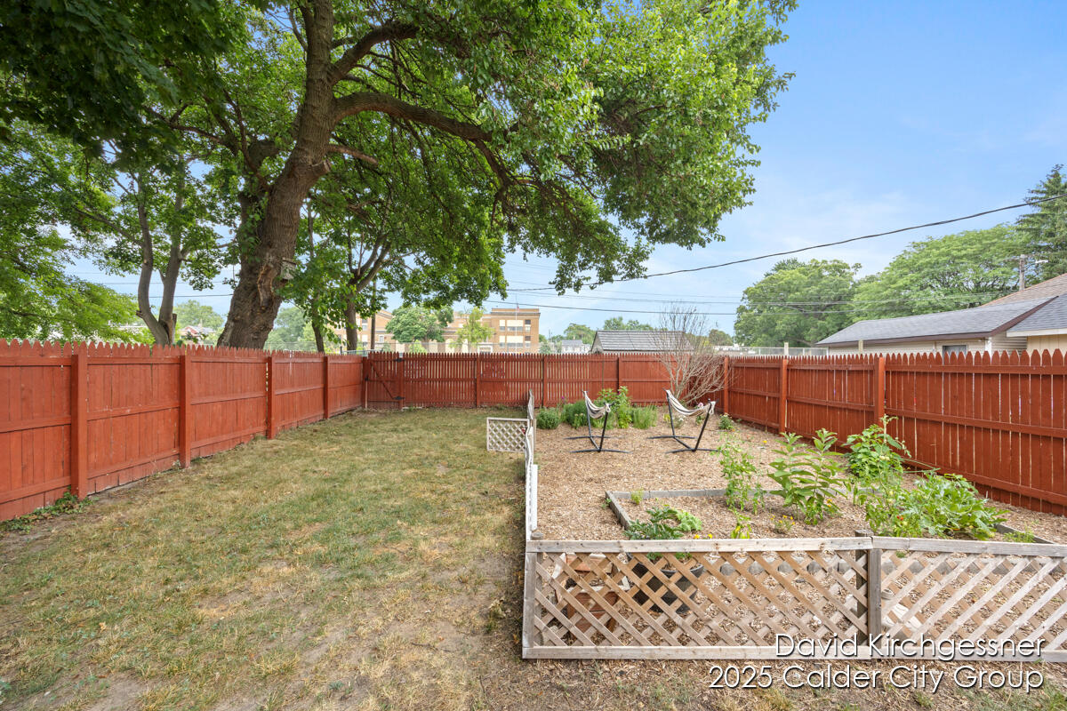 122 Dwight Avenue SE