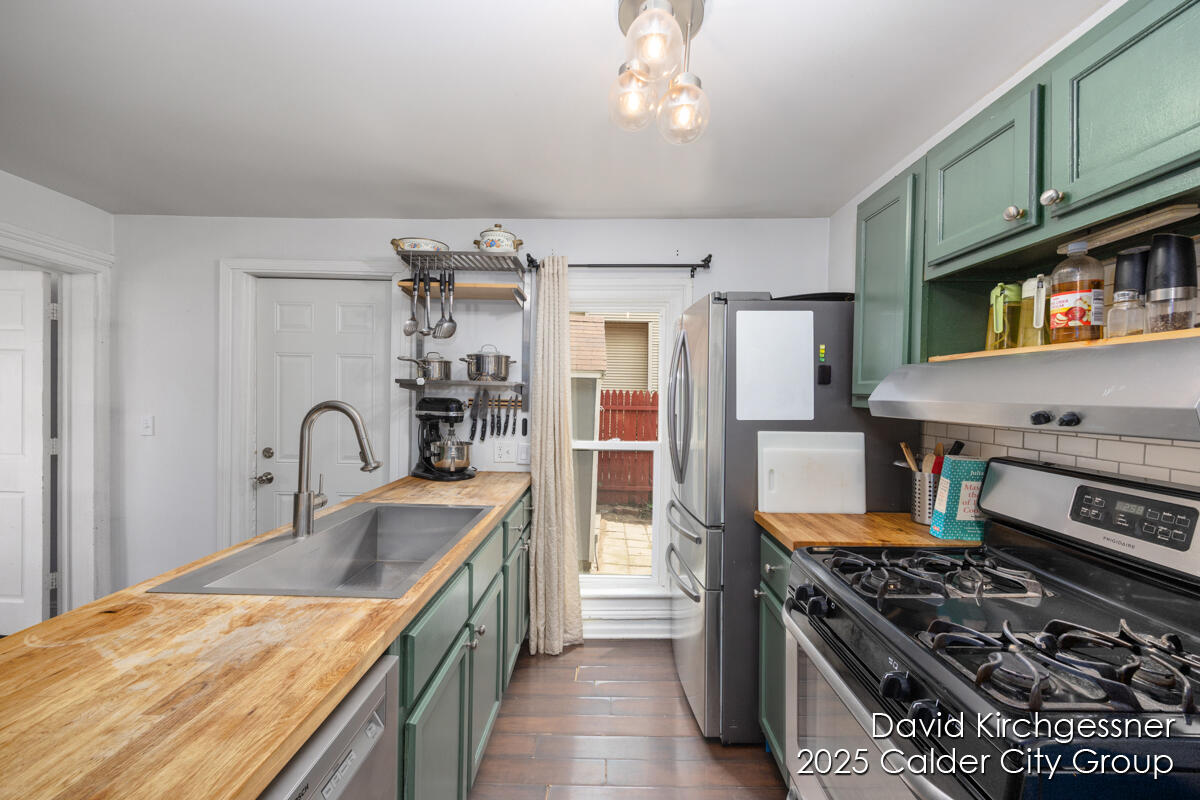 122 Dwight Avenue SE