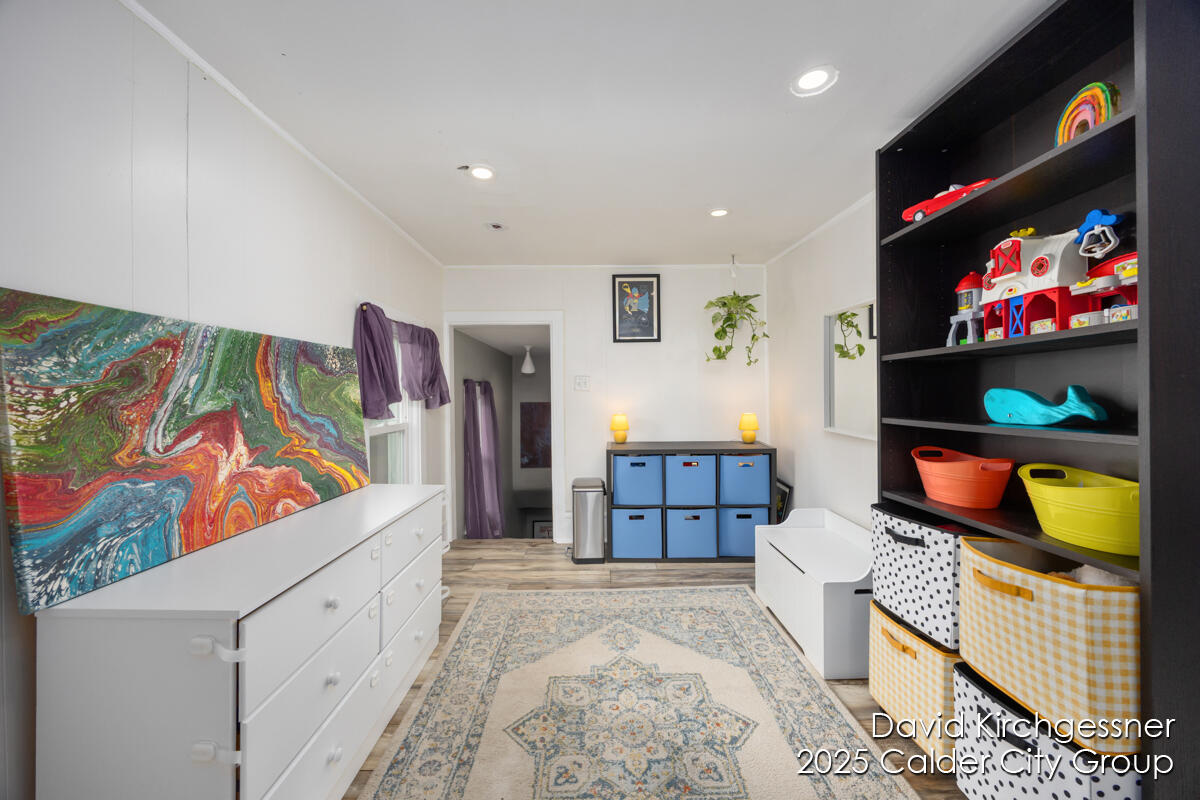 122 Dwight Avenue SE