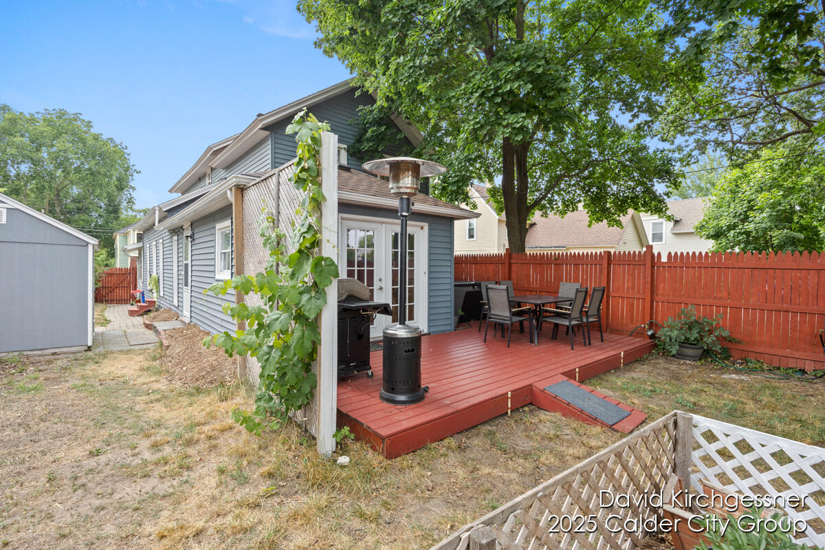 122 Dwight Avenue SE