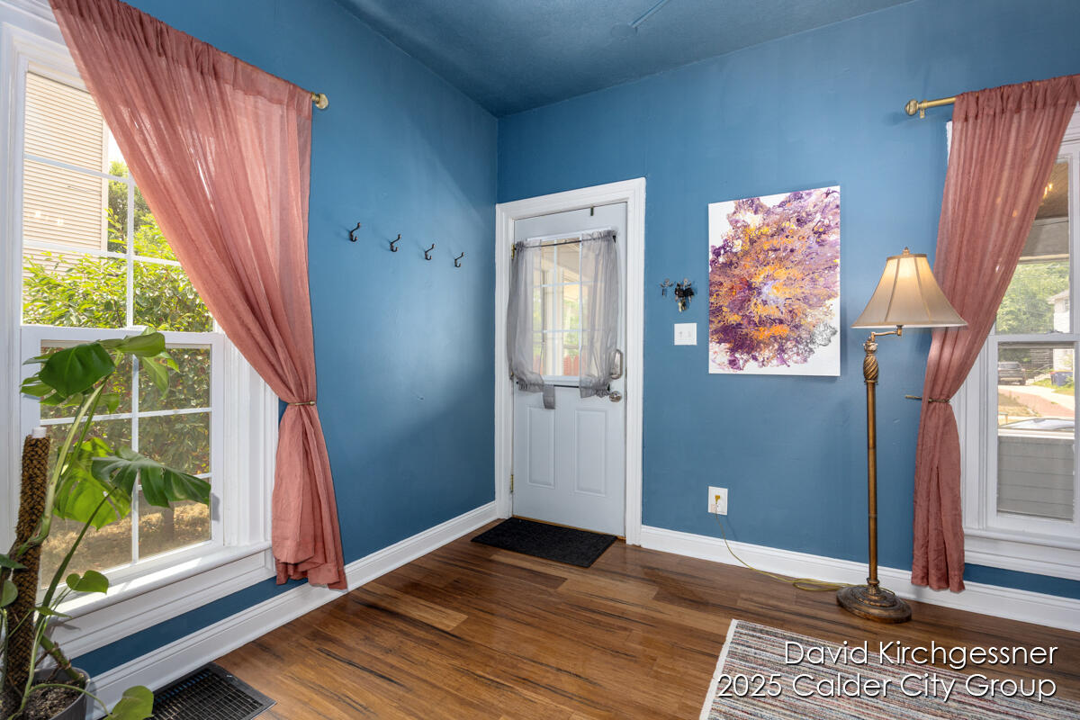 122 Dwight Avenue SE