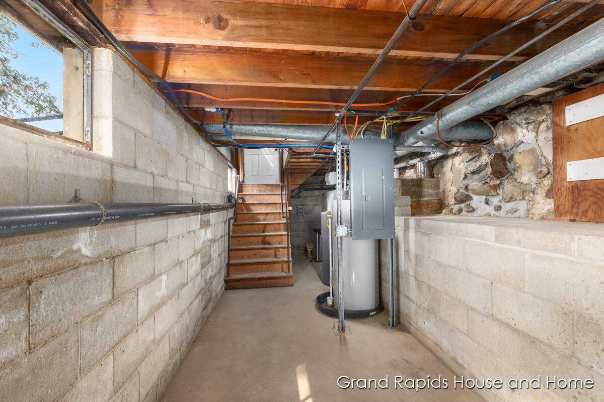 6596 S Grow Road