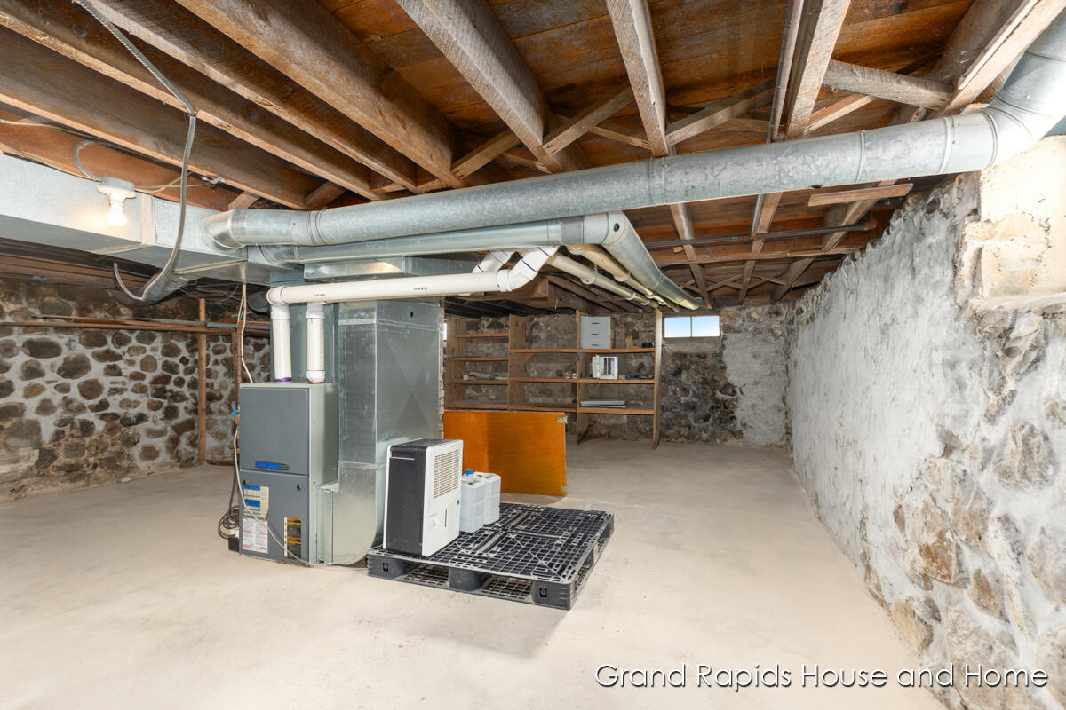 6596 S Grow Road