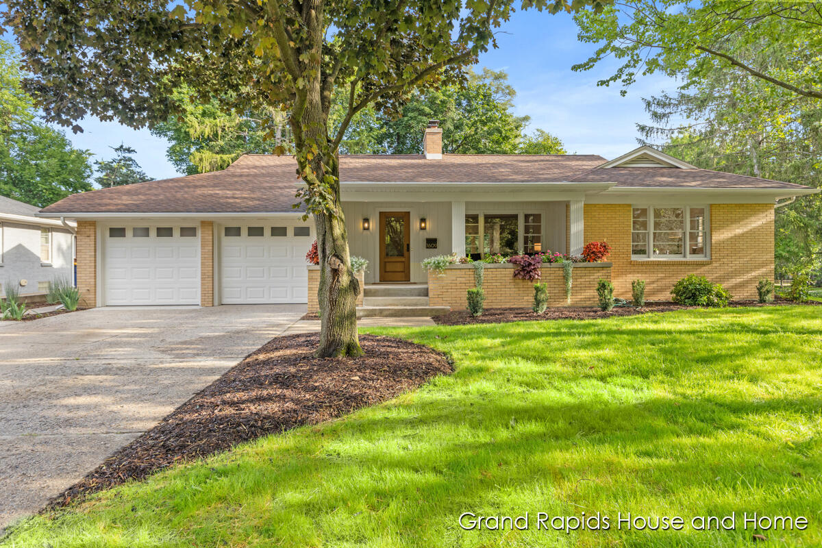1609 Seminole Road SE