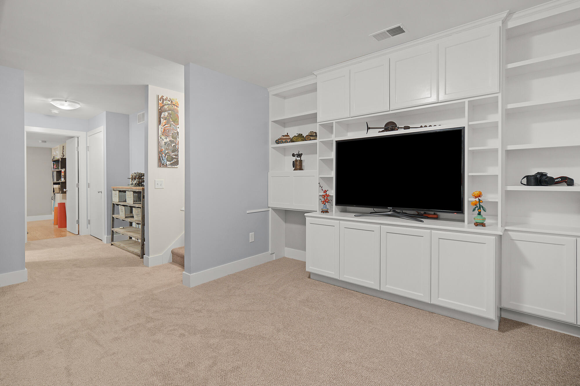 2194 New Town Drive NE