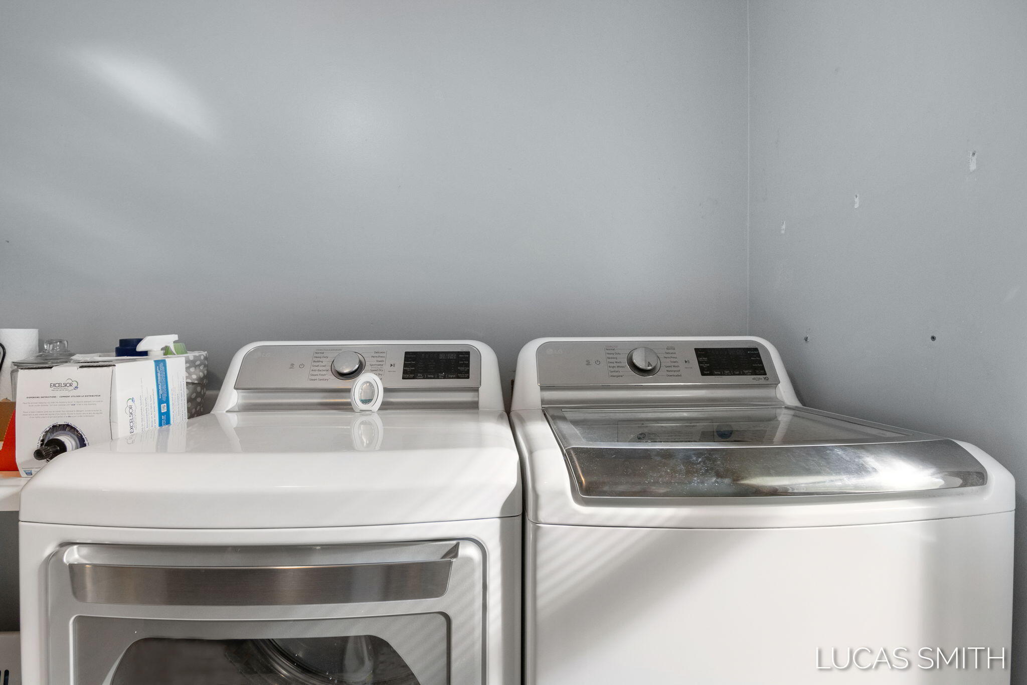 4256 W Grand Boulevard NW