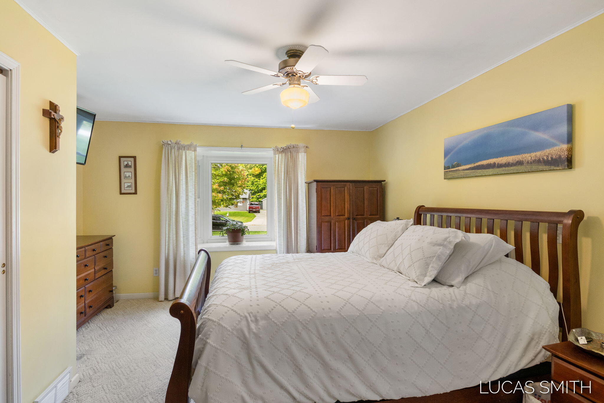 4256 W Grand Boulevard NW