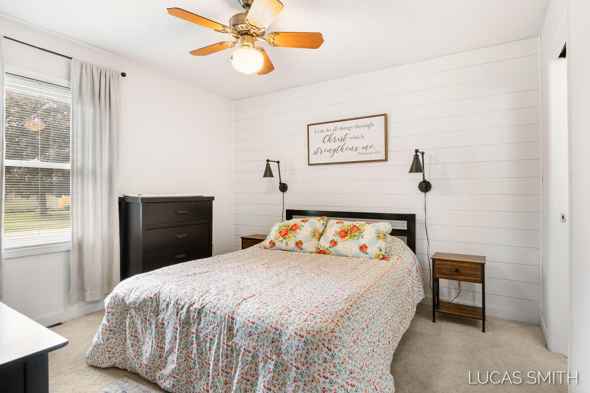 4256 W Grand Boulevard NW