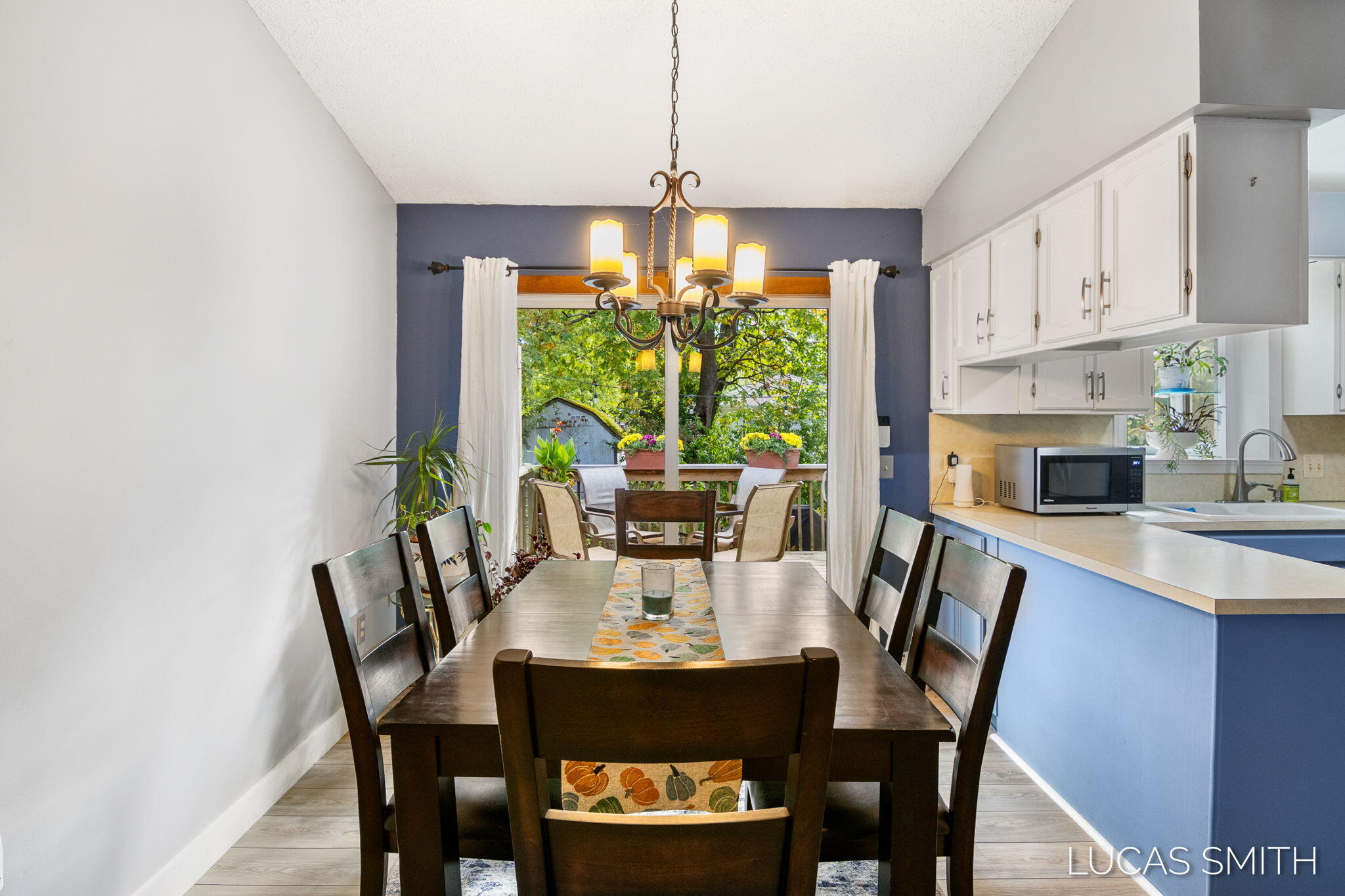 4256 W Grand Boulevard NW