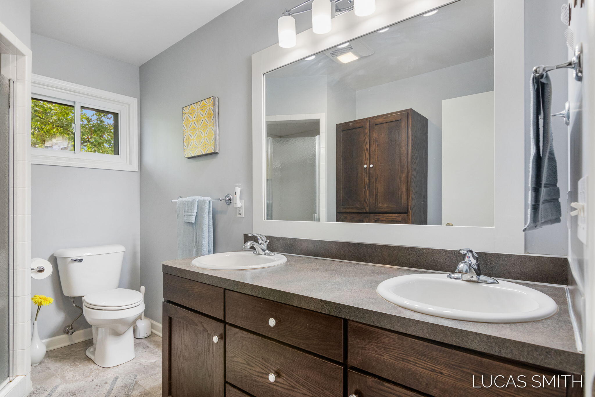 4256 W Grand Boulevard NW