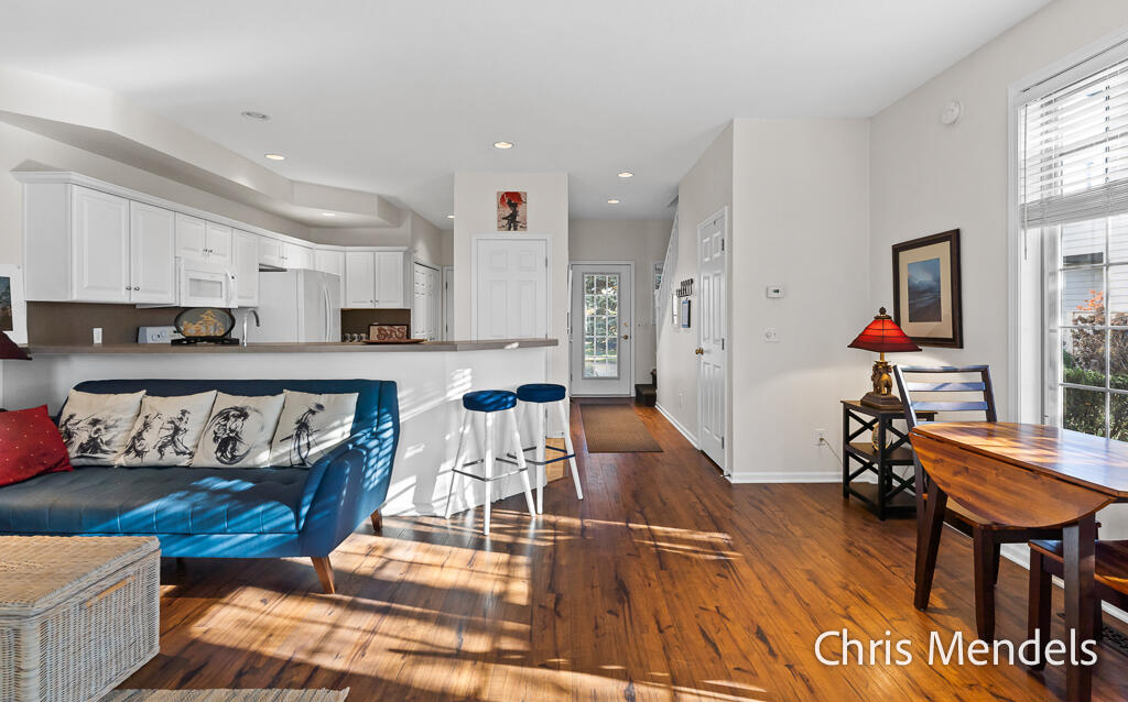 1387 W Harbour Towne Circle 231