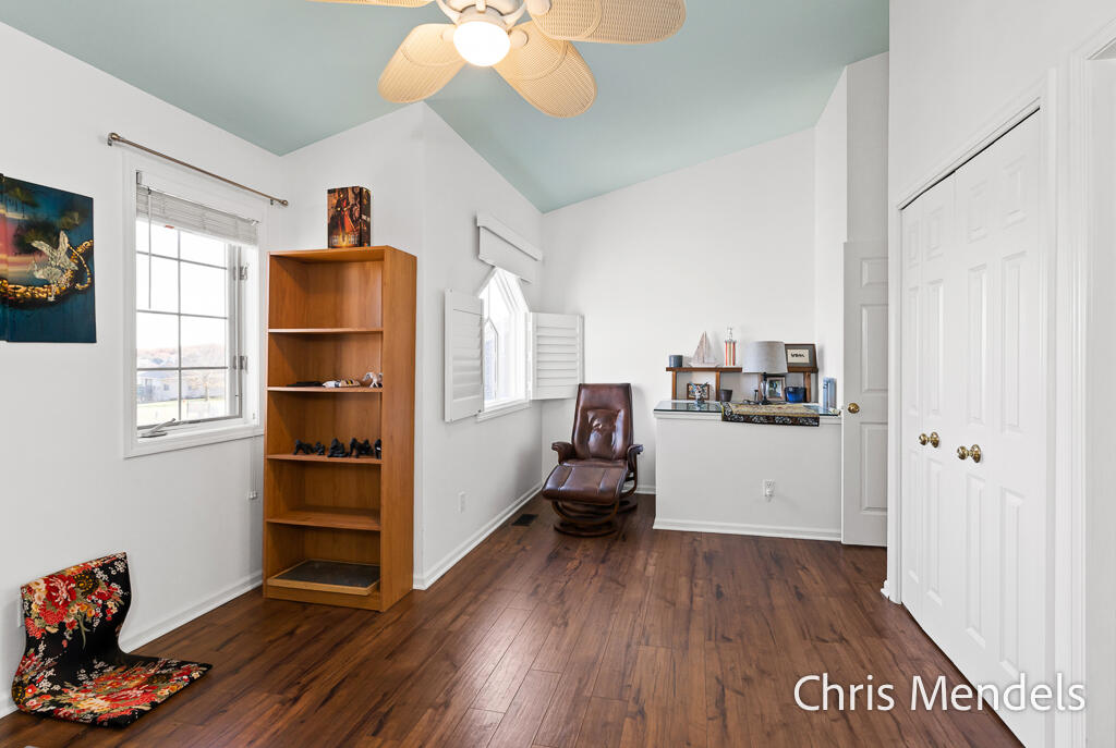 1387 W Harbour Towne Circle 231