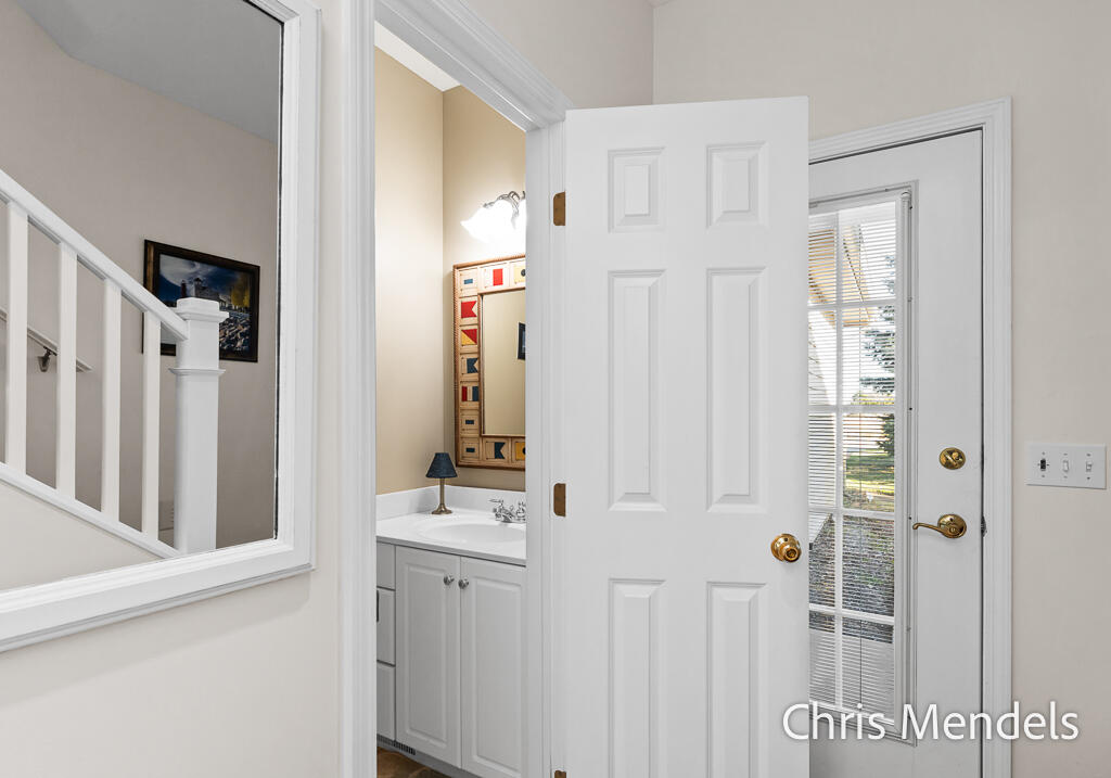 1387 W Harbour Towne Circle 231