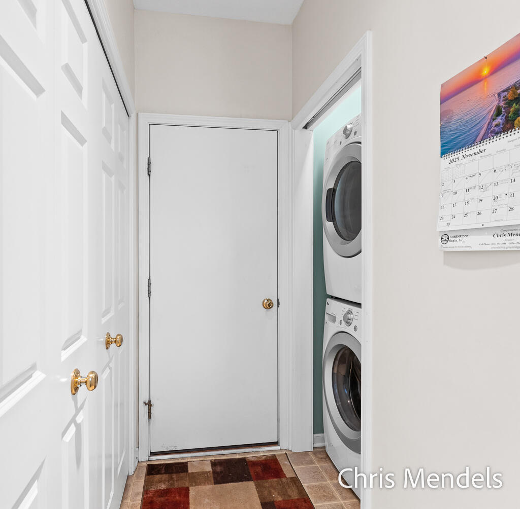 1387 W Harbour Towne Circle 231