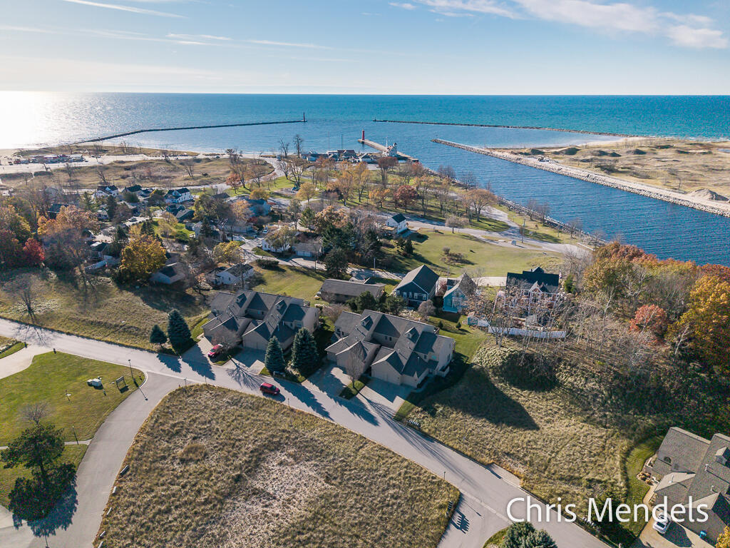 1387 W Harbour Towne Circle 231