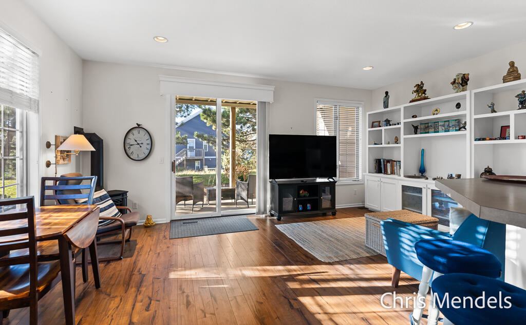 1387 W Harbour Towne Circle 231