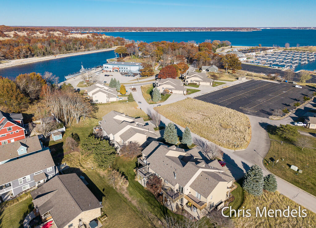 1387 W Harbour Towne Circle 231