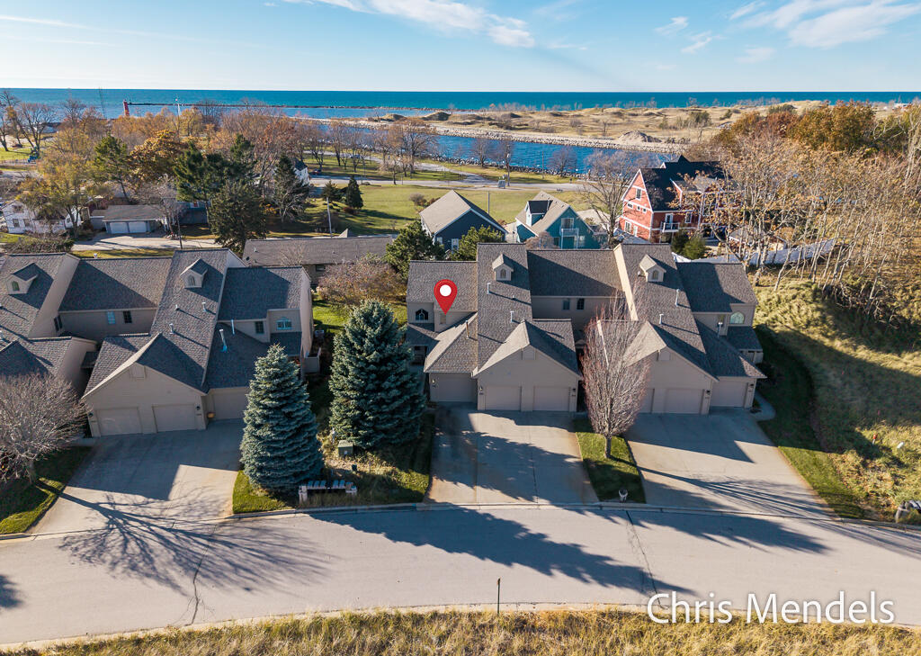 1387 W Harbour Towne Circle 231