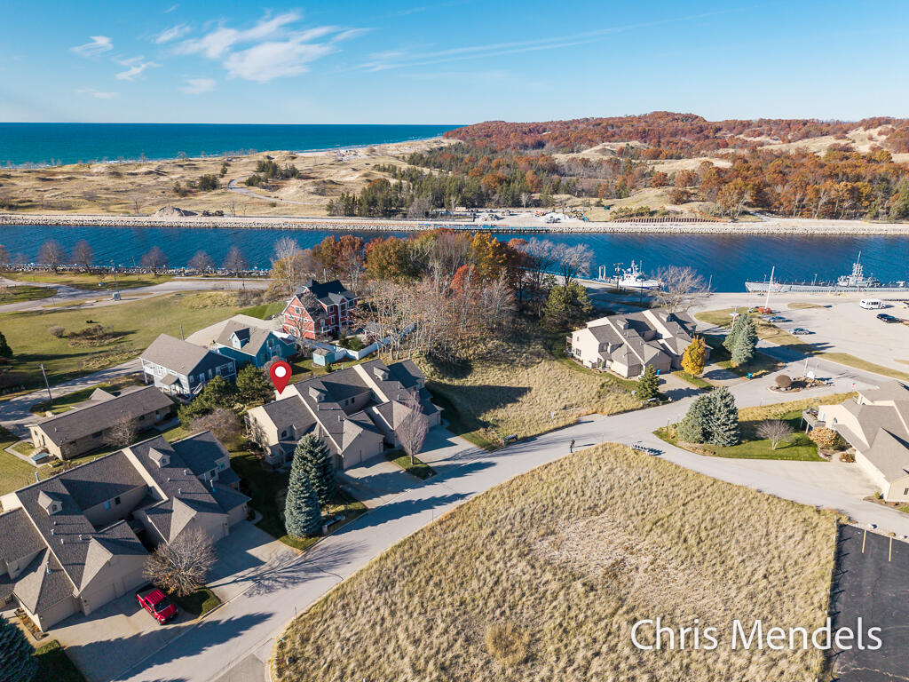 1387 W Harbour Towne Circle 231