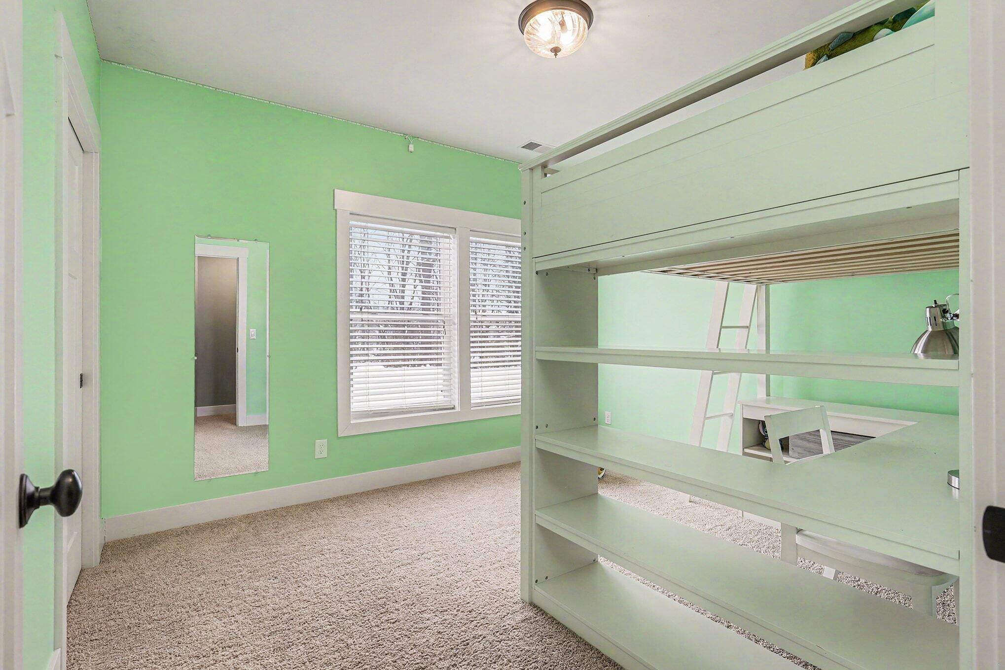 6436 Summer Meadows Drive NE