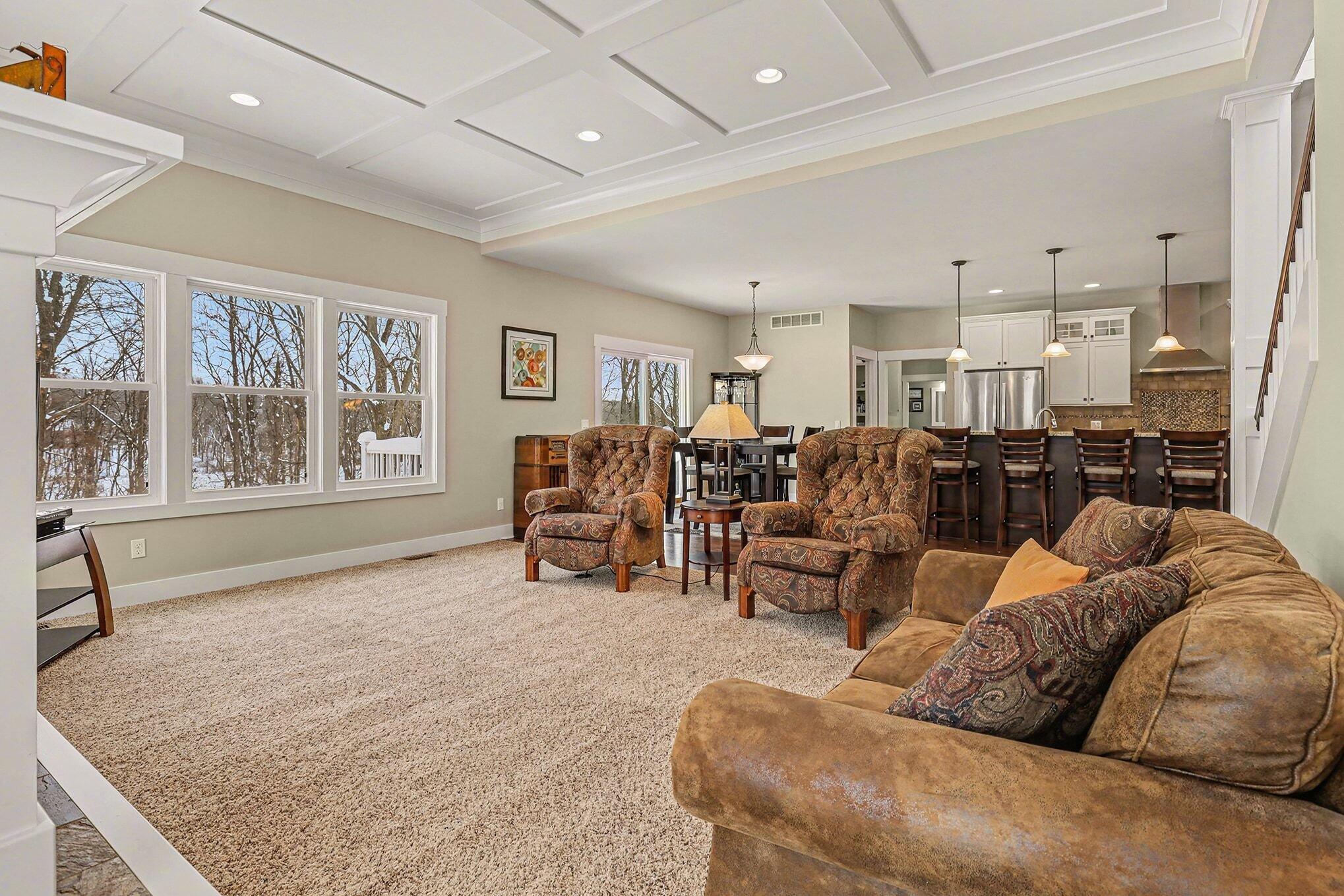 6436 Summer Meadows Drive NE