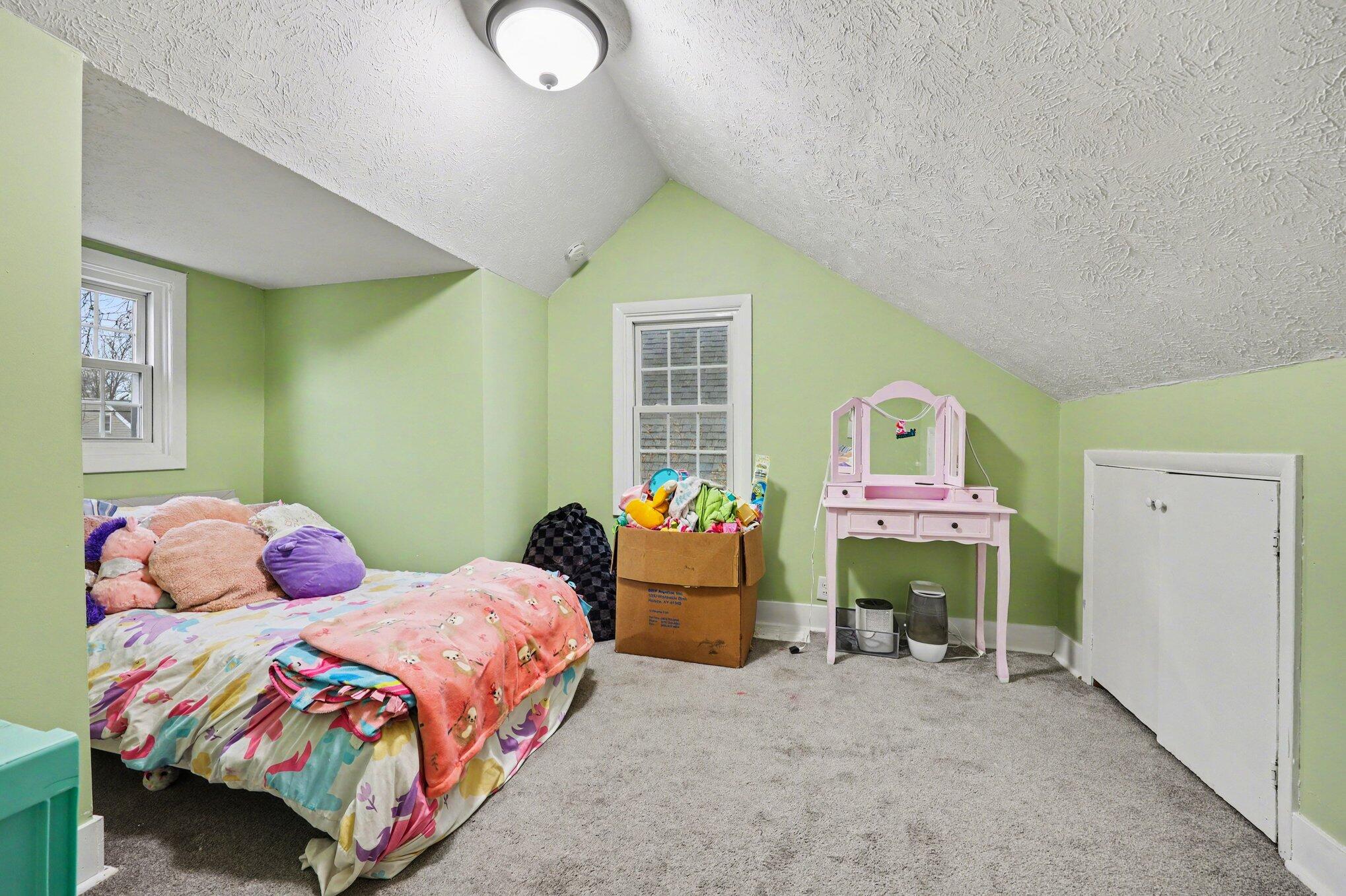 1945 Galewood Avenue SW