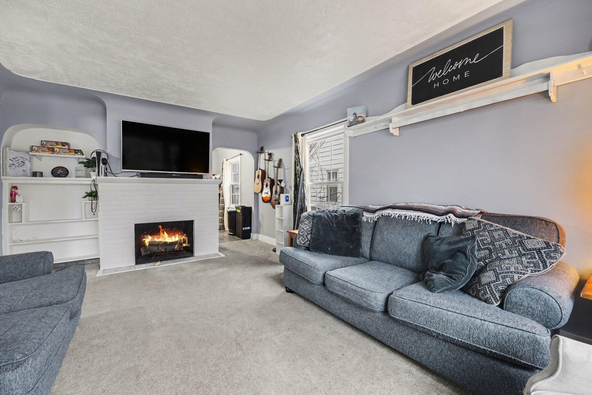 1945 Galewood Avenue SW