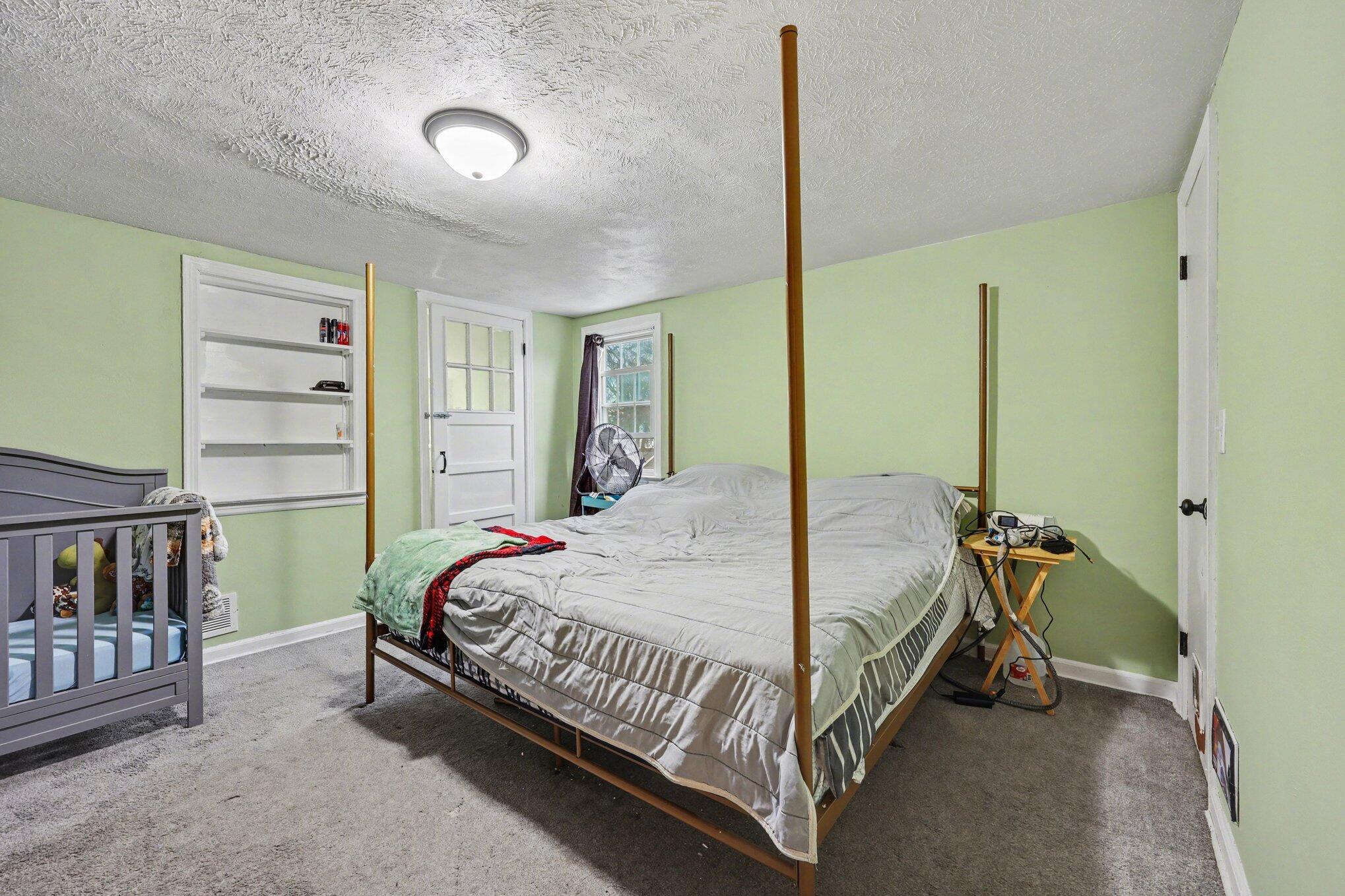 1945 Galewood Avenue SW