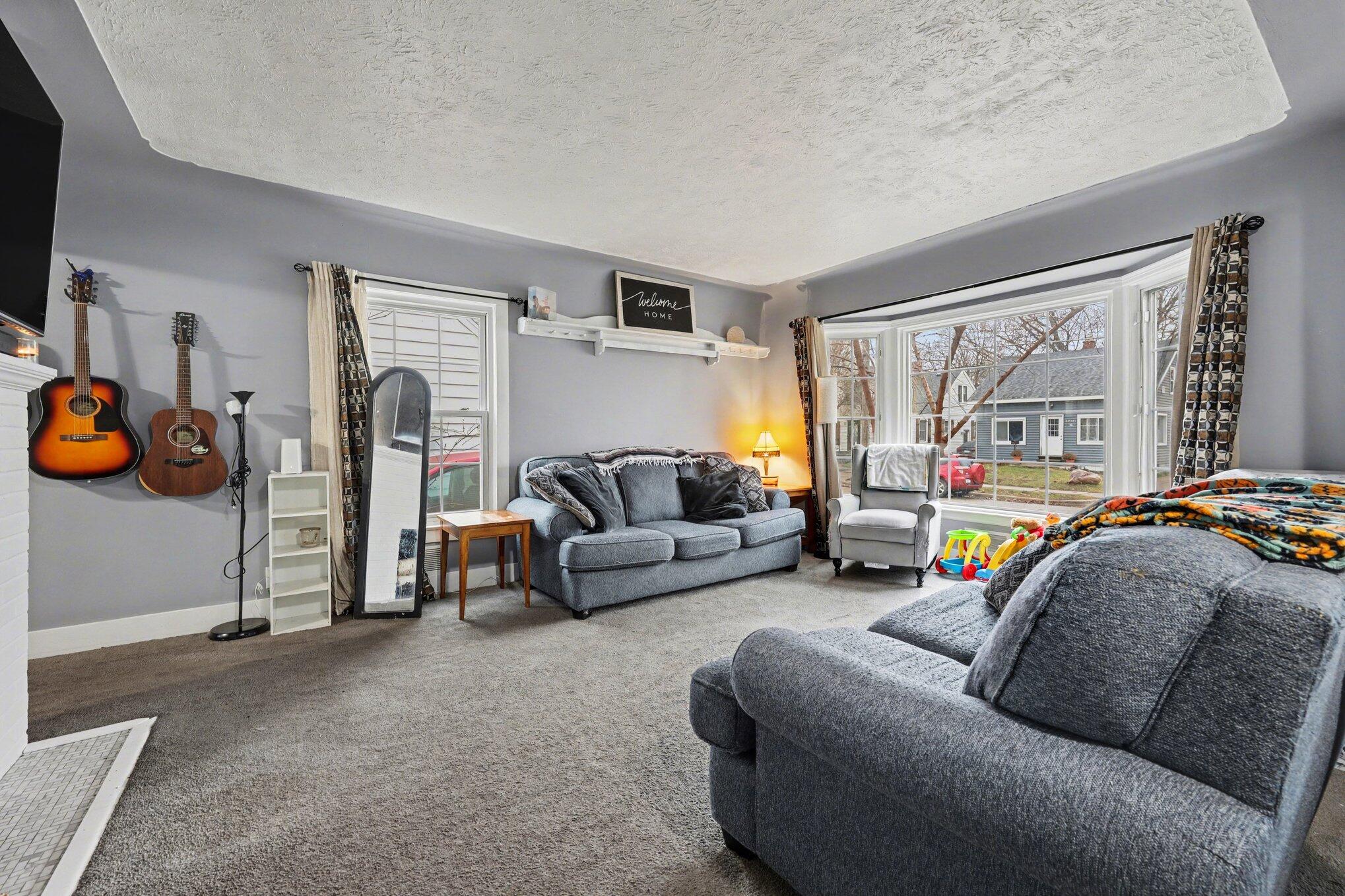 1945 Galewood Avenue SW