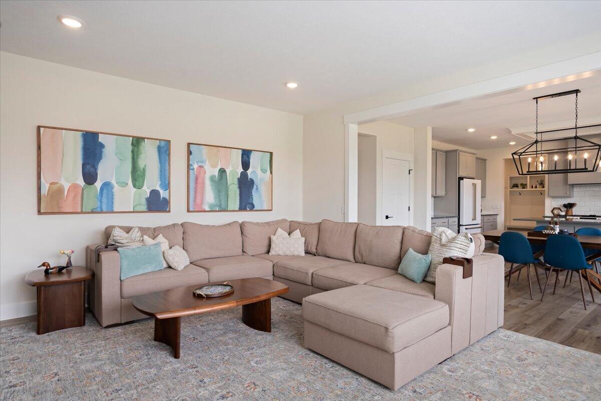 348 Hawkchase Court