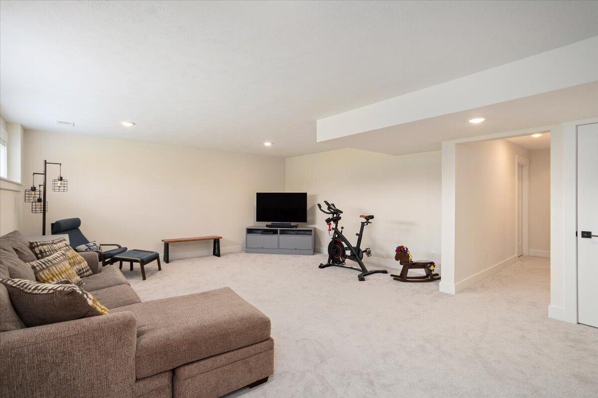 348 Hawkchase Court